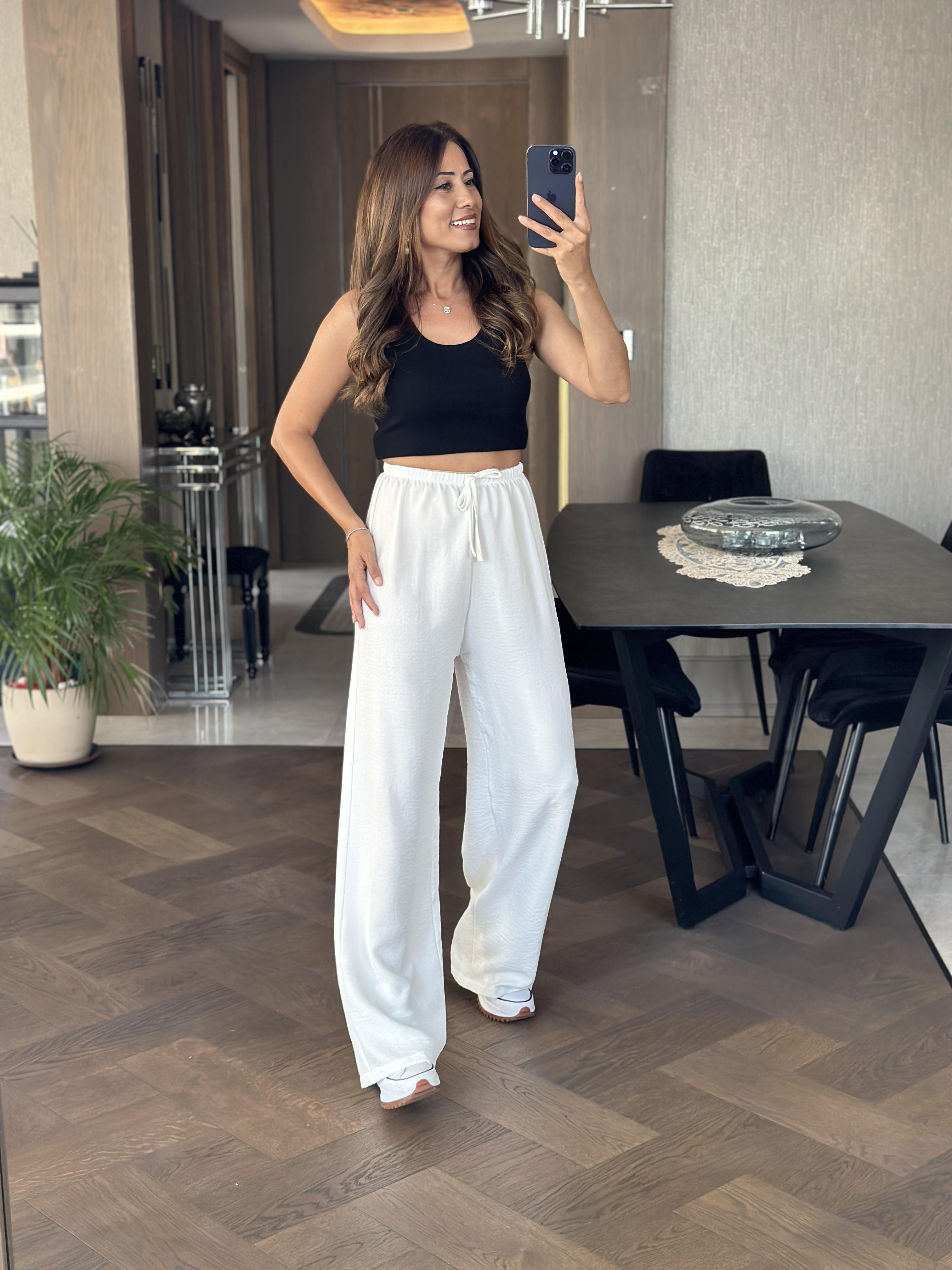 Beyaz Beli Bağcık Detay Lastikli Bol Paça Aerobin Kadın Pantolon