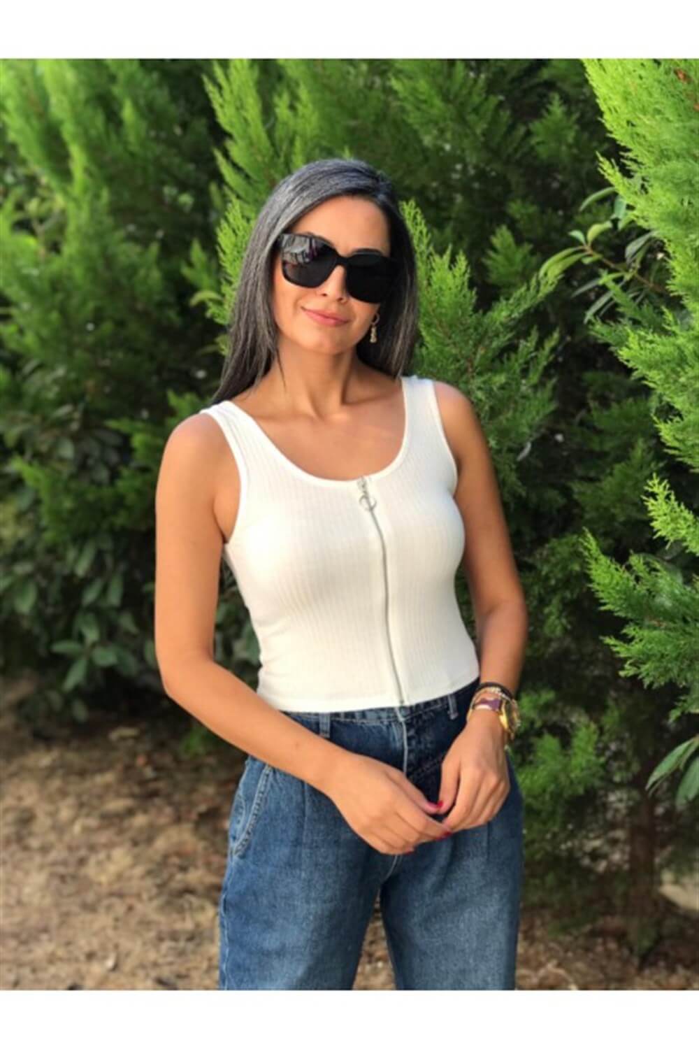 Beyaz Fermuarlı Atlet