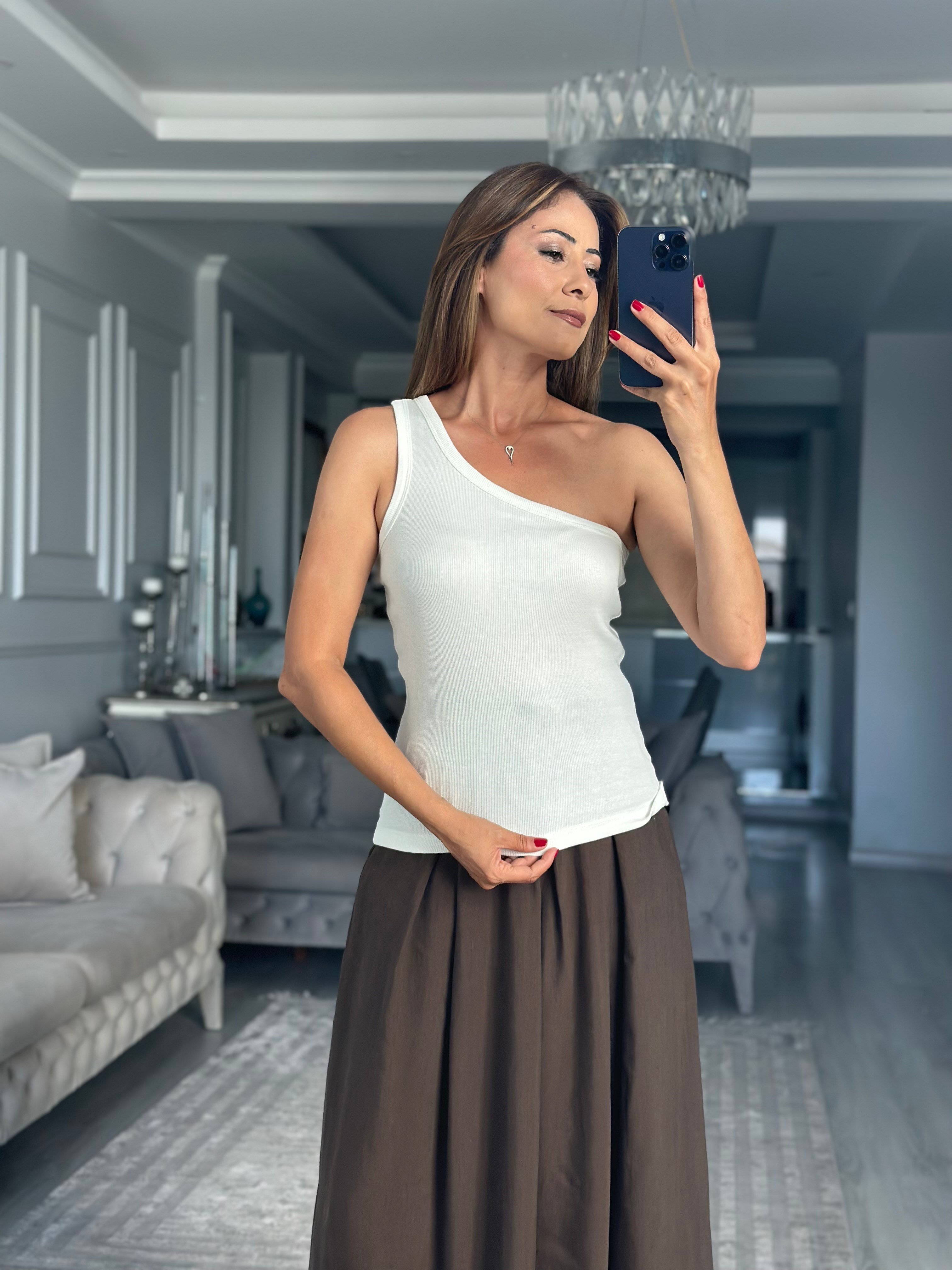 Beyaz Tek Omuz Fitilli Kaşkorse Kadın Body