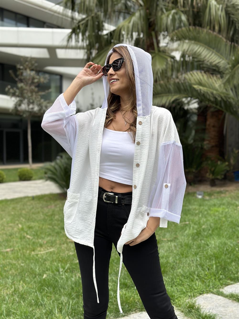 Beyaz Yan File Kapüşonlu Keten Aerobin Kadın Ceket