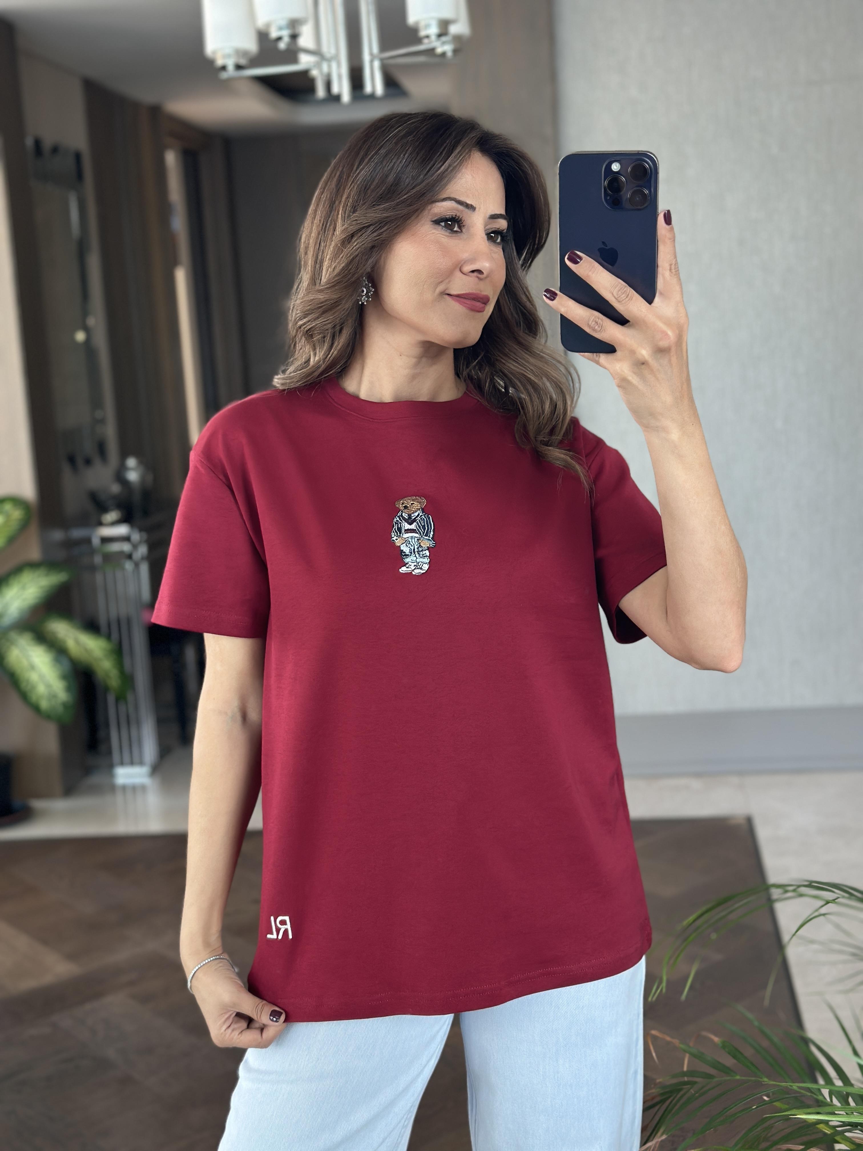 Bordo Önü Ayıcık RL Model Bisiklet Yaka Kadın T-Shirt