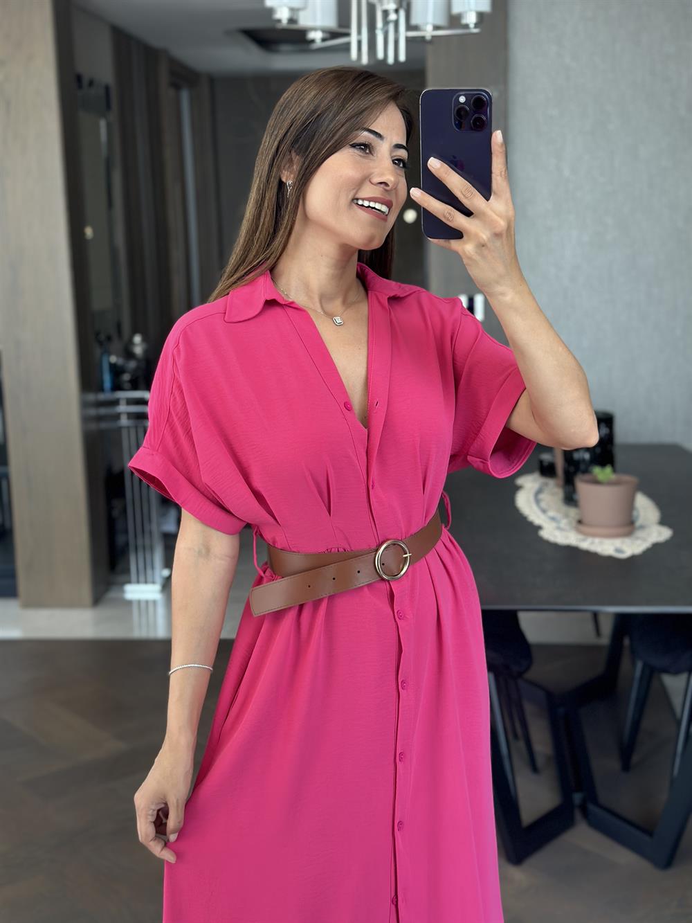 Fuşya Ön Ve Arka Pileli Kısa Kol Kemerli Kadın Gömlek Elbise
