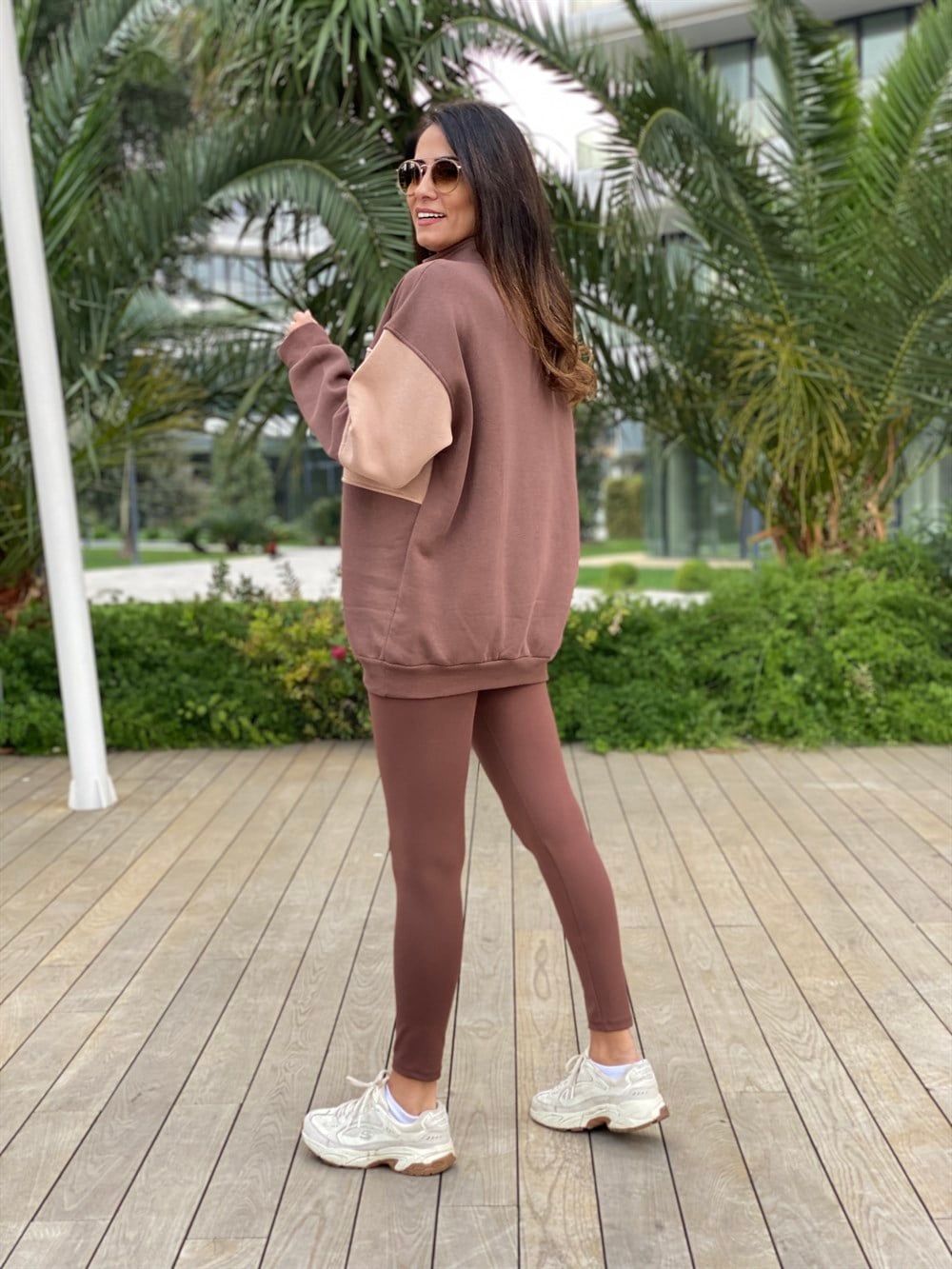 Kahverengi Fermuarlı Denmark Baskılı İki İplik Kadın Sweatshirt