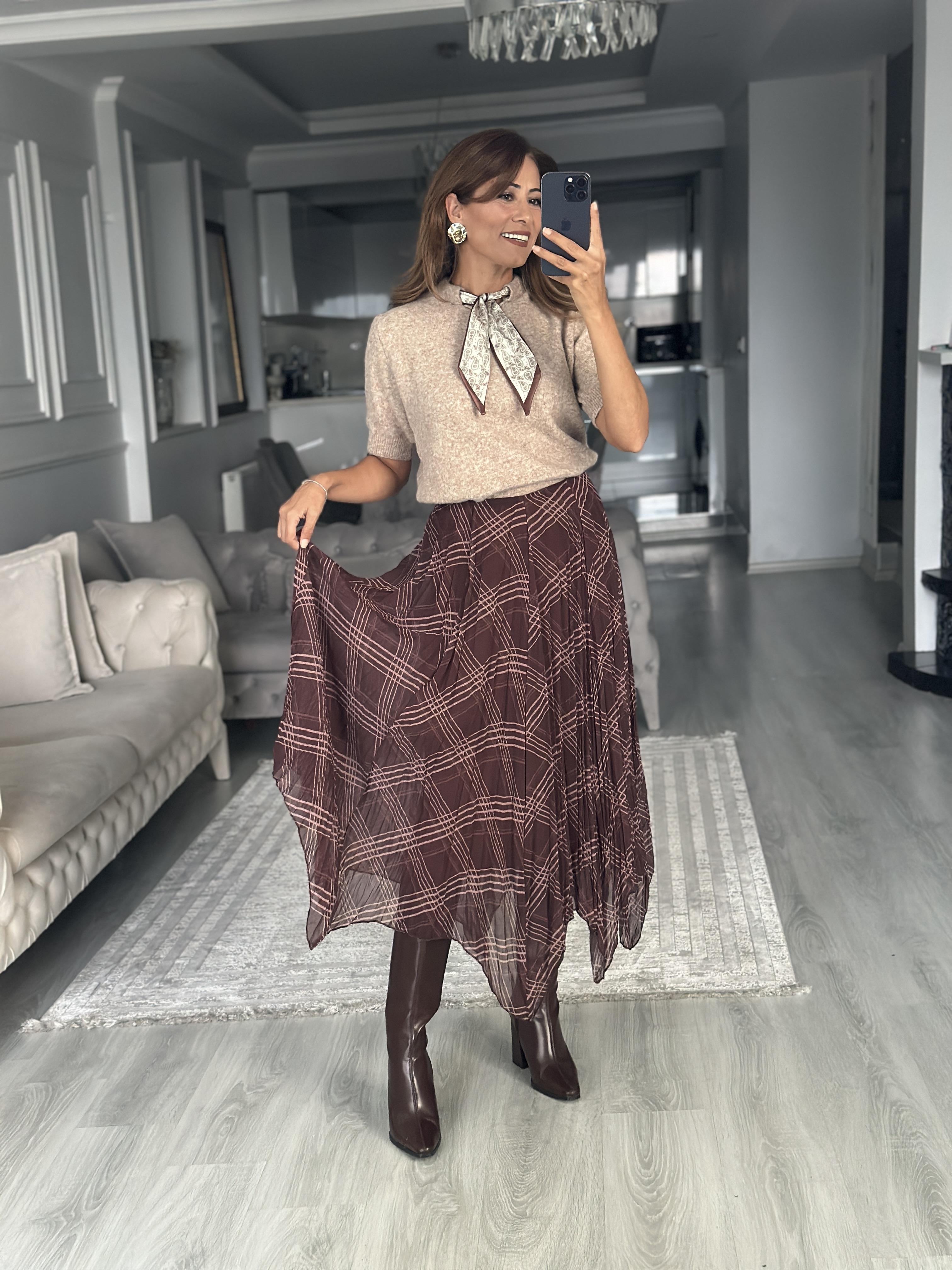 Kahverengi Geometrik Çizgili Midi Boy Kadın Şifon Etek