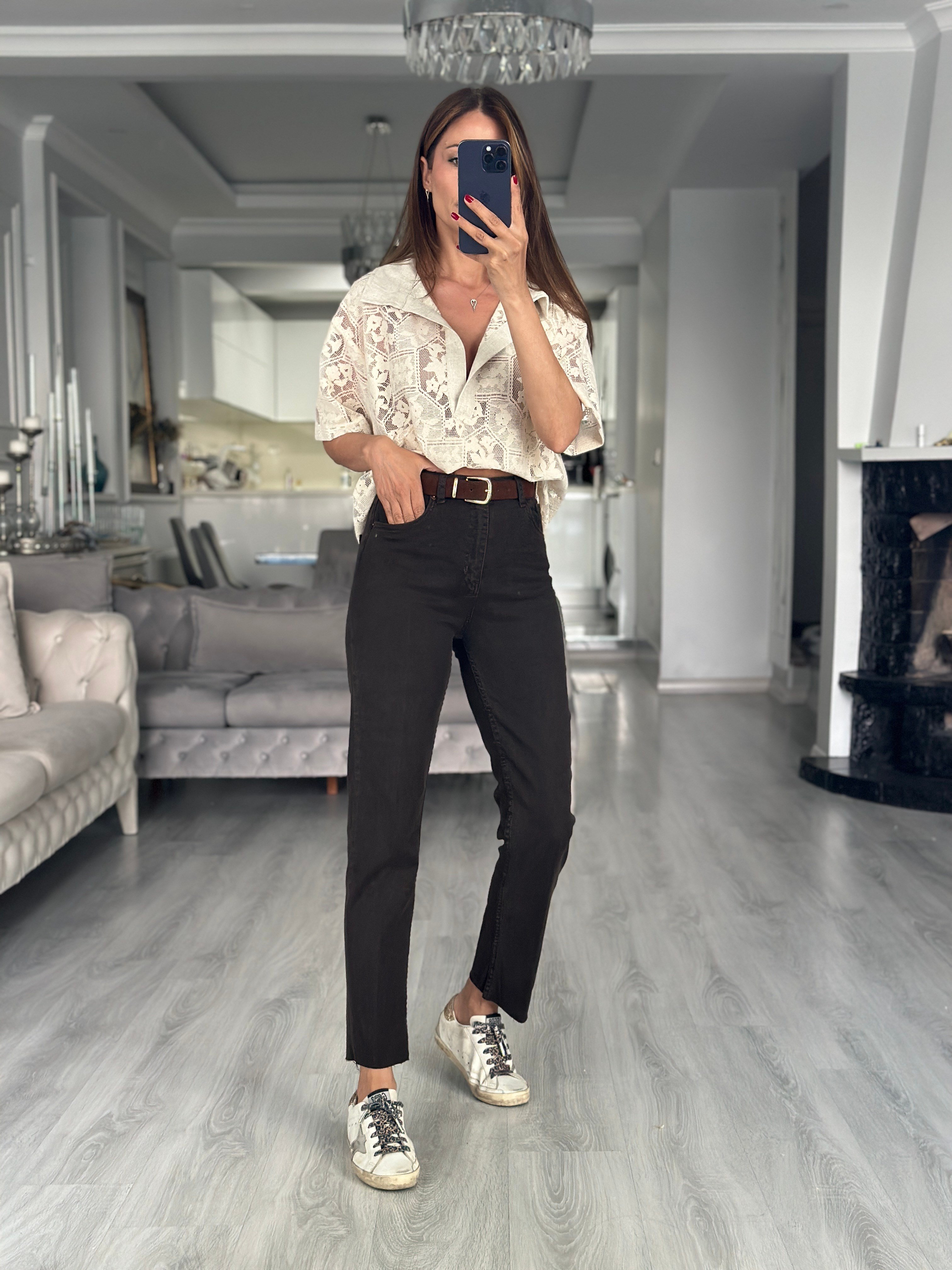 Kahverengi Kemerli Straight Cut Kadın Jean Pantolon