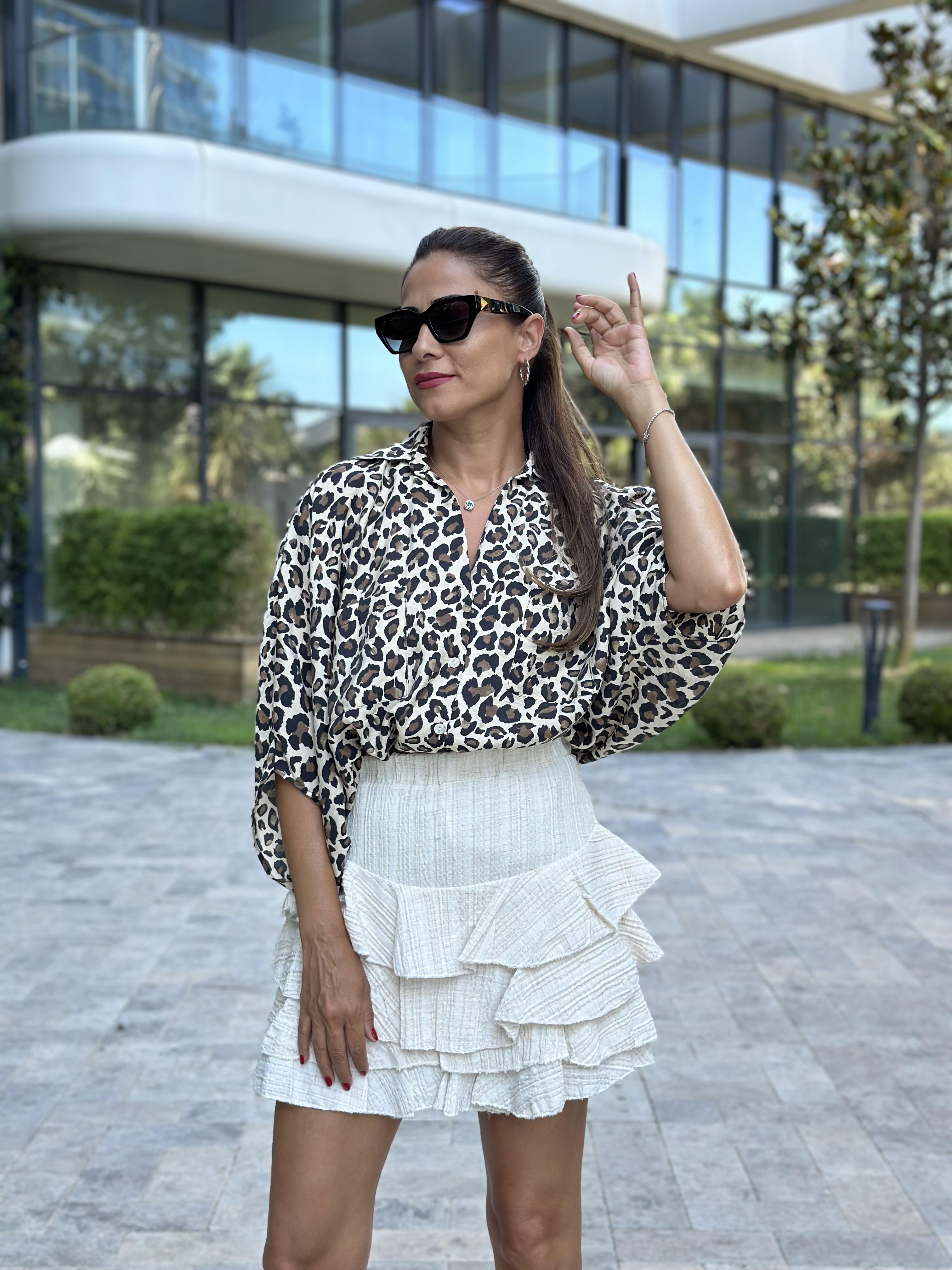 Kahverengi Leopar Çift Cepli Yarasa Kol Tnsel Kadın Gömlek