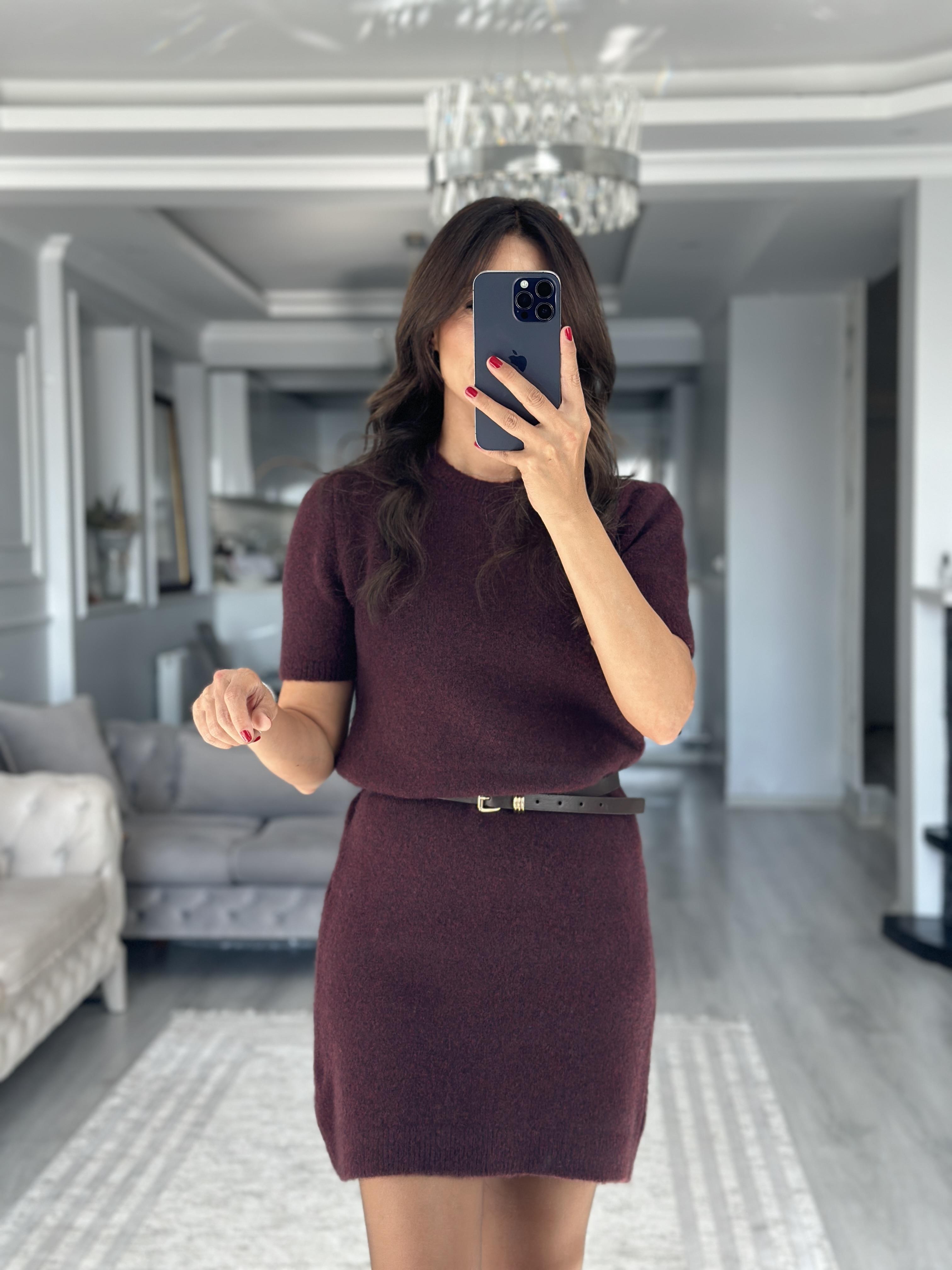 Koyu Bordo Bisiklet Yaka Kısa Kol Yumuşak Dokulu Kadın Triko Elbise