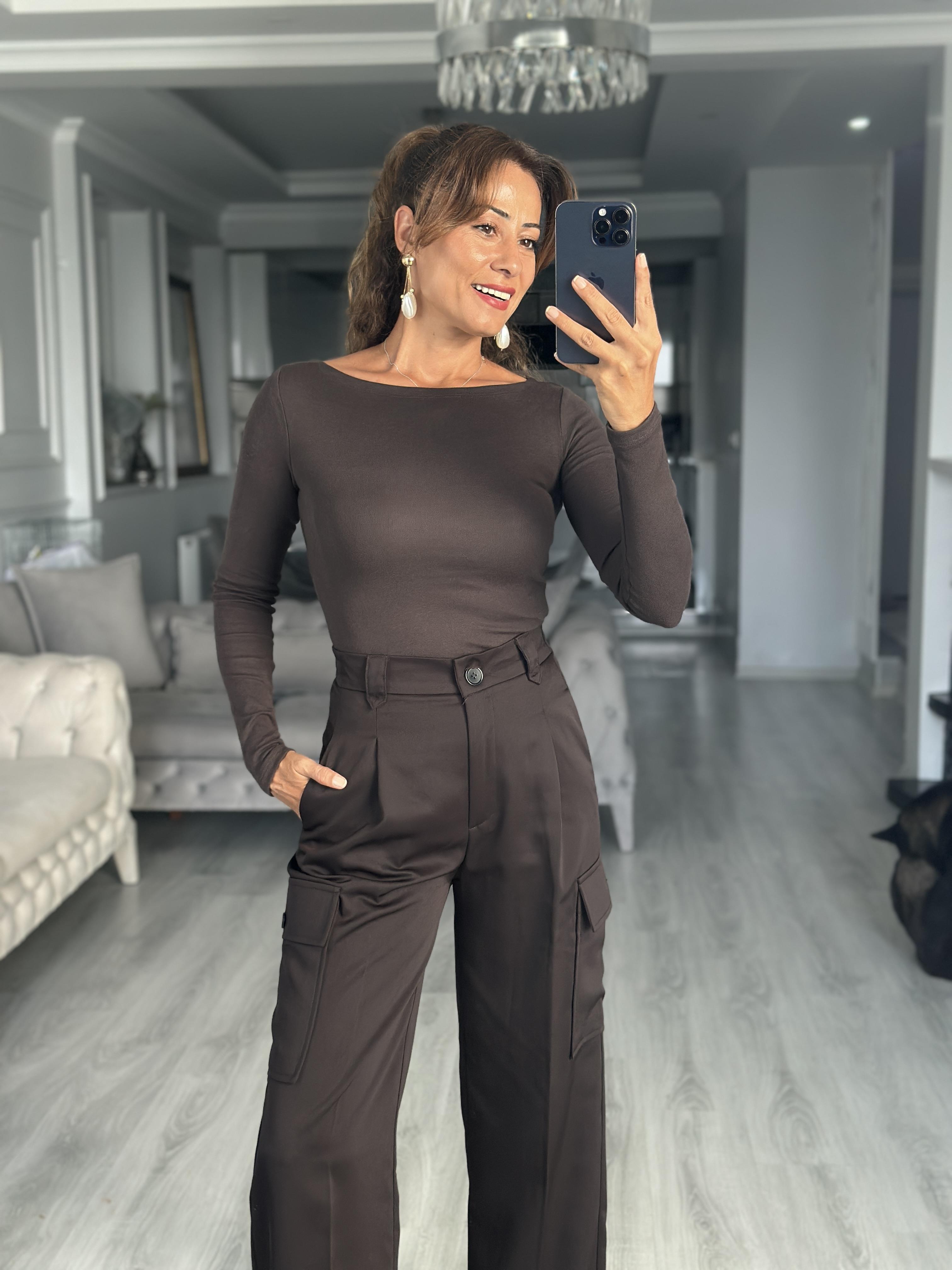 Koyu Kahverengi Kayık Yaka Uzun Kollu Top Kadın Bluz