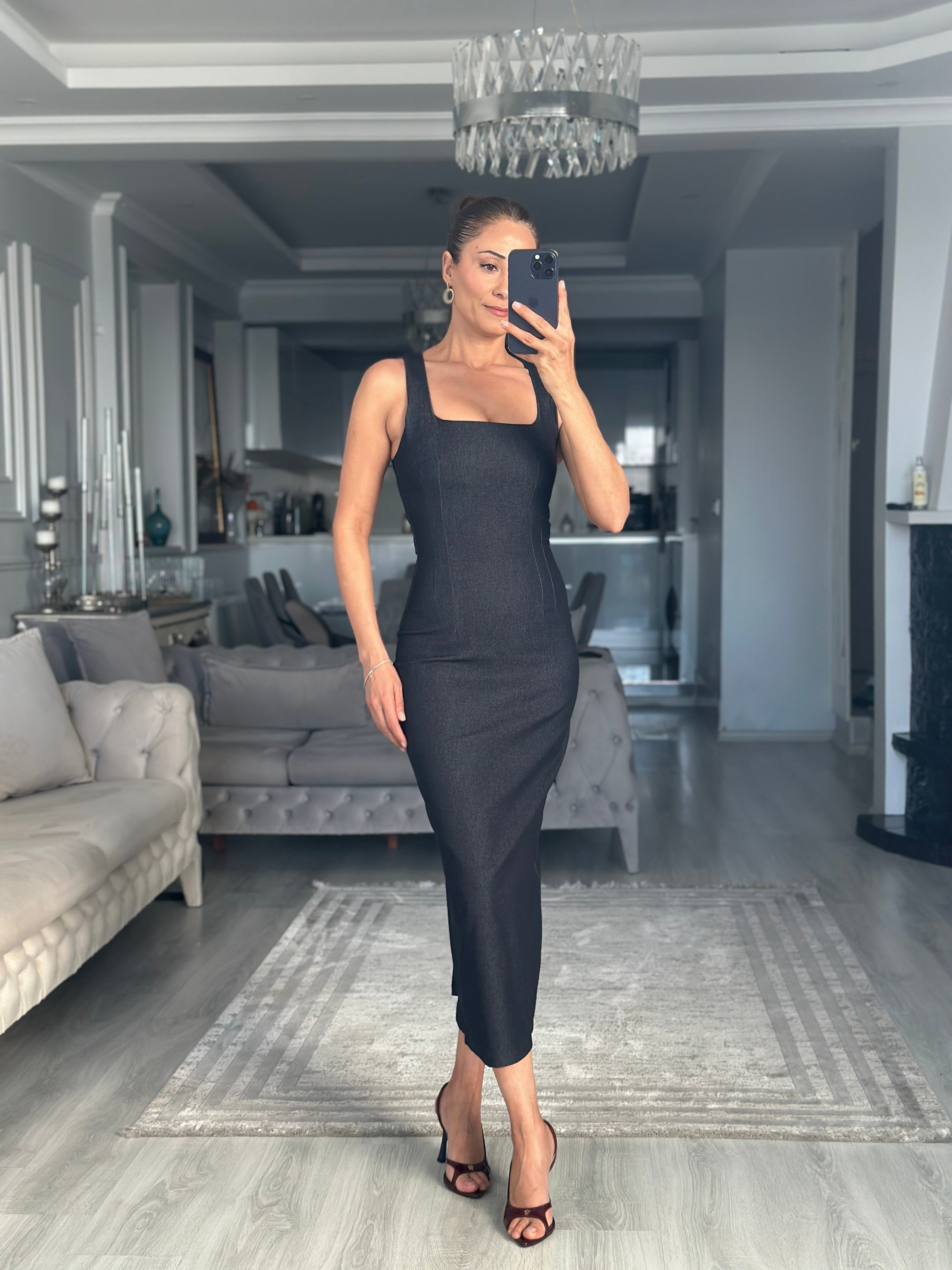 Lacivert Denim Kare Yaka Yırtmaçlı Midi Boy Kadın Elbise 
