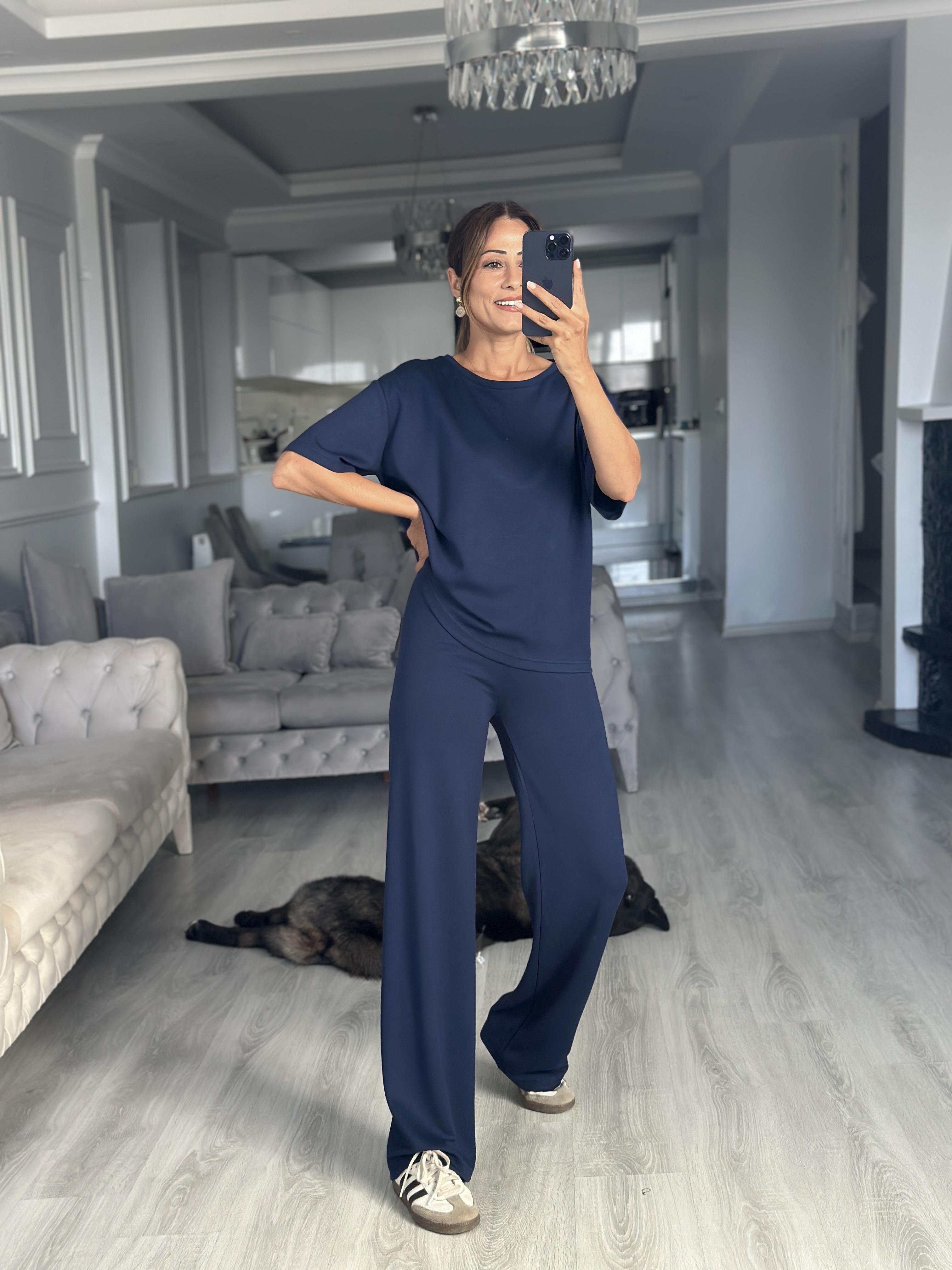 Lacivert İthal Kumaş T-Shirt Cepsiz Pantolon Kadın İkili Takımı