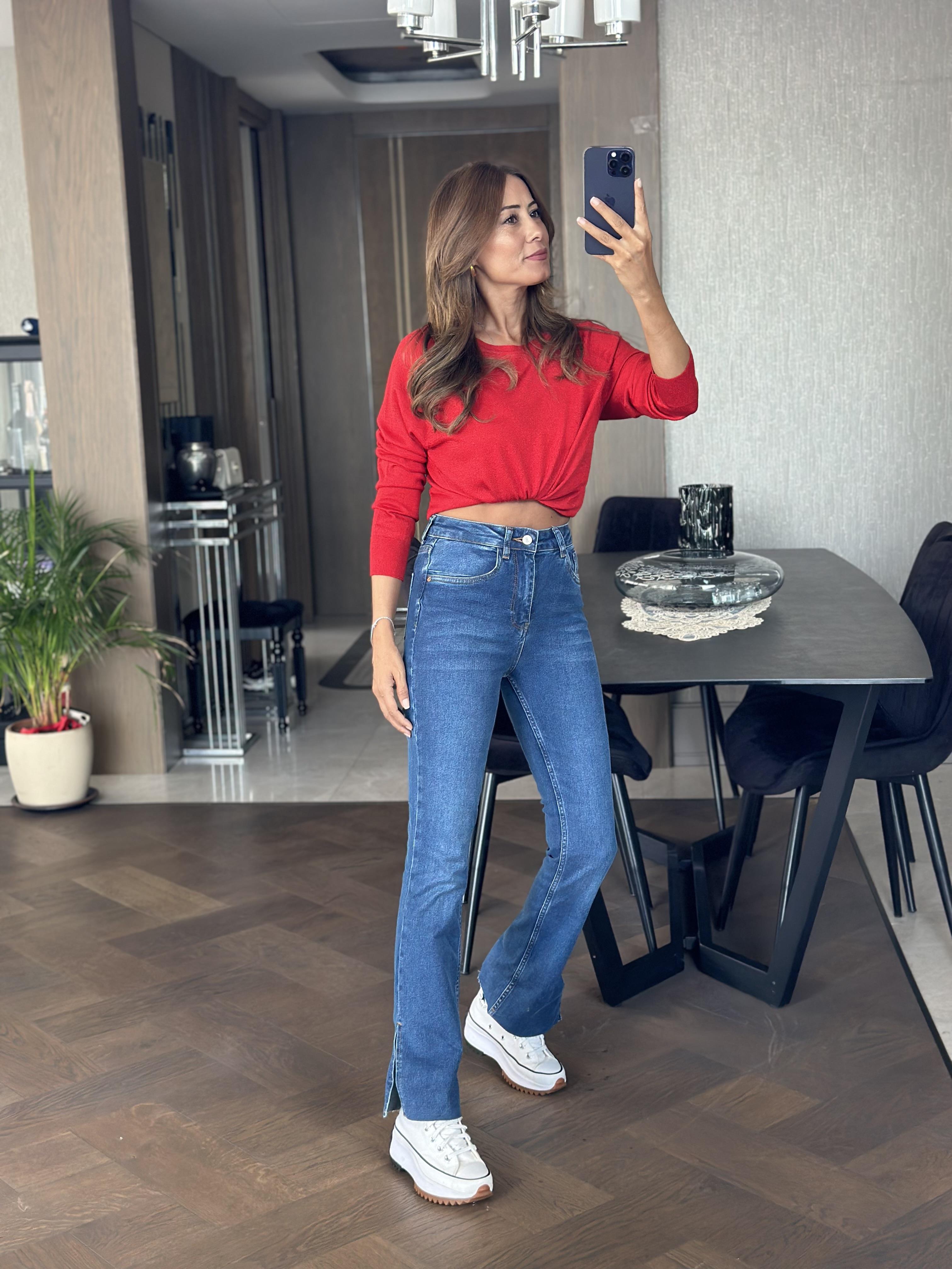 Mavi Karol Paçası Yırtmaçlı Flare Jean Pantolon