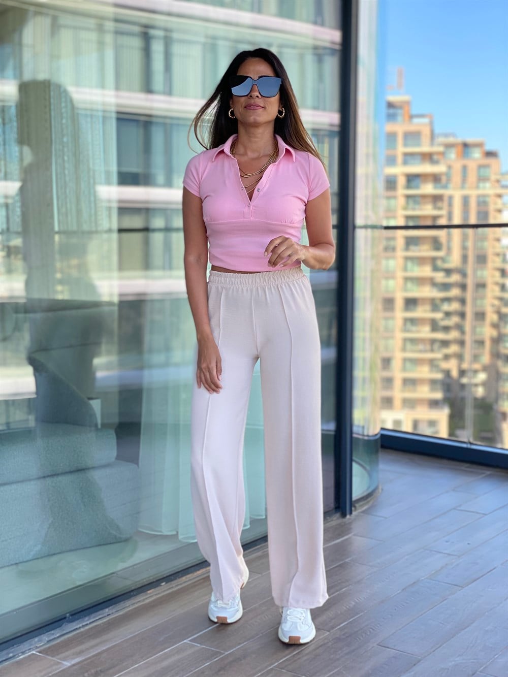 Pembe Kısa Kol Önü Çıtçıtlı Kaşkorse Bluz