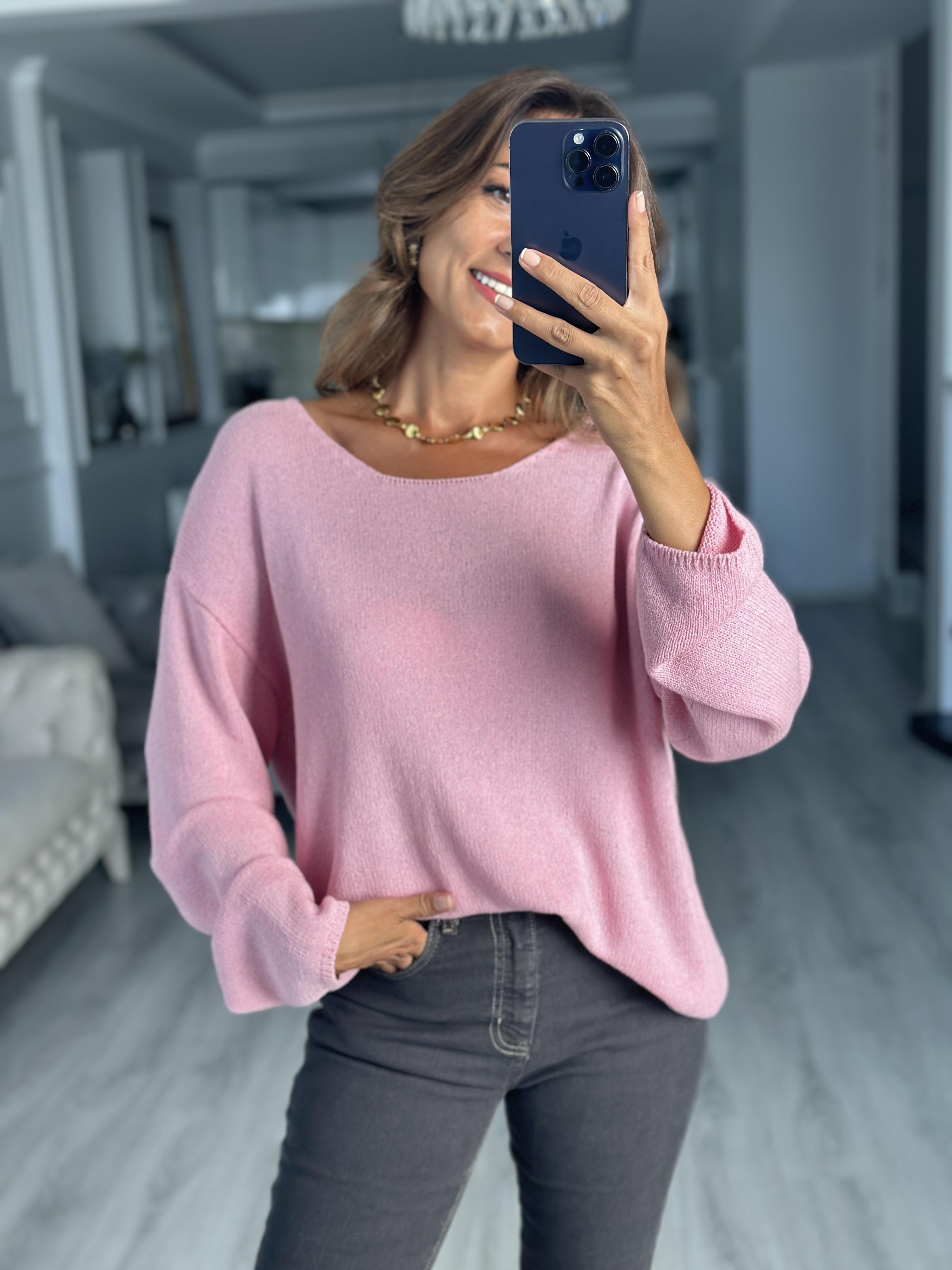 Pembe Oval Yaka Uzun Kol Kadın Triko Kazak