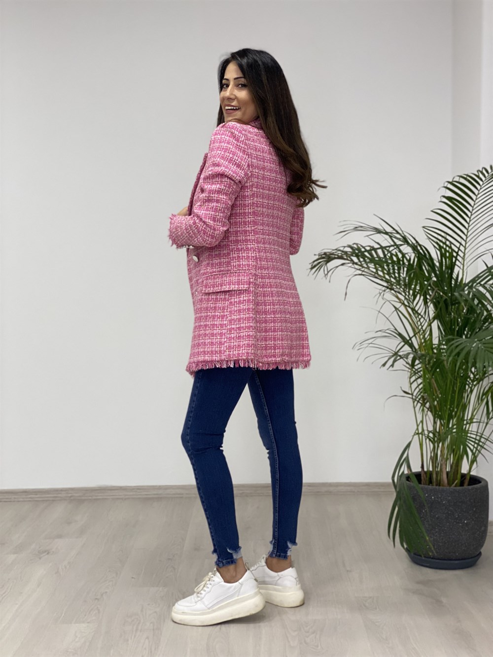 Pembe Simli Eteği Püsküllü Tüvit Kadın Ceket