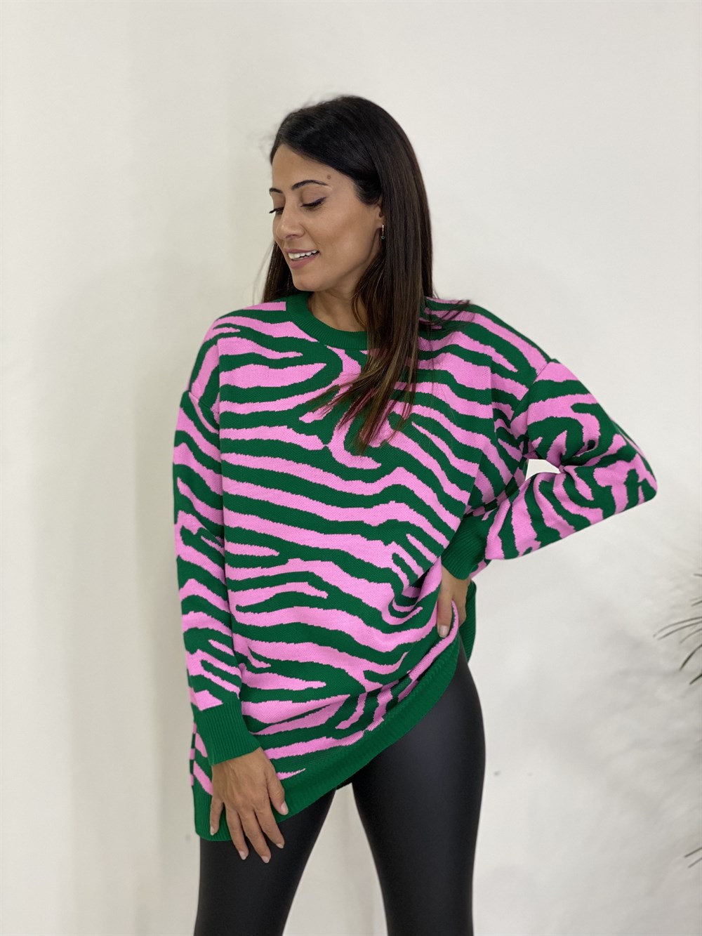 Pembe Zebra Desen Bisiklet Yaka Kadın Triko Kazak