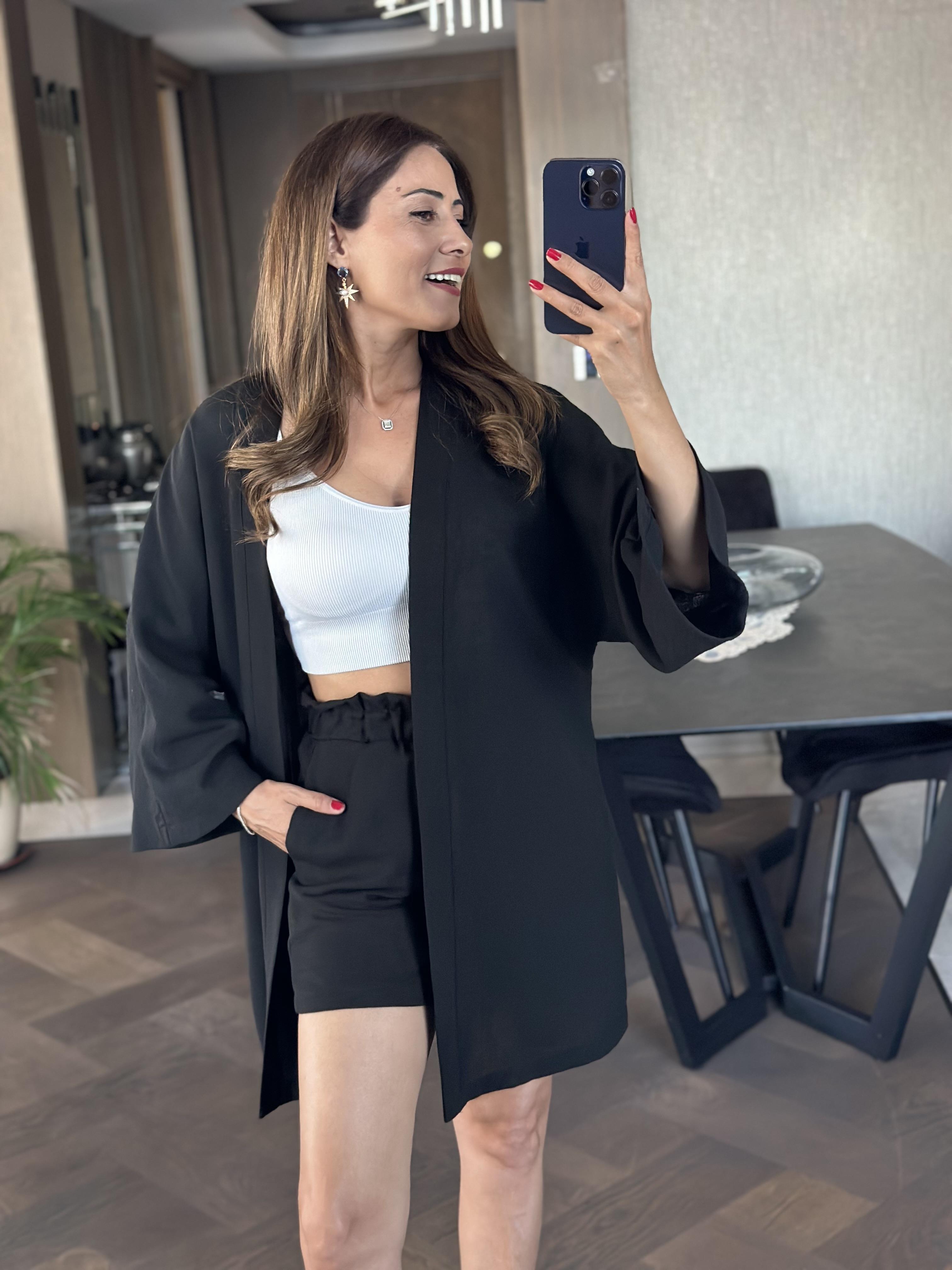 Siyah Aerobin Şortlu Kimono Kadın Alt Üst Takım