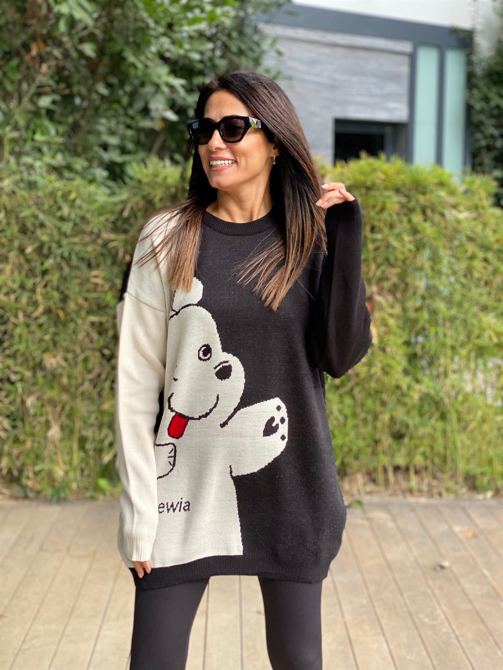 Siyah Bisiklet Yaka Ayıcık Detay Triko Kadın Kazak