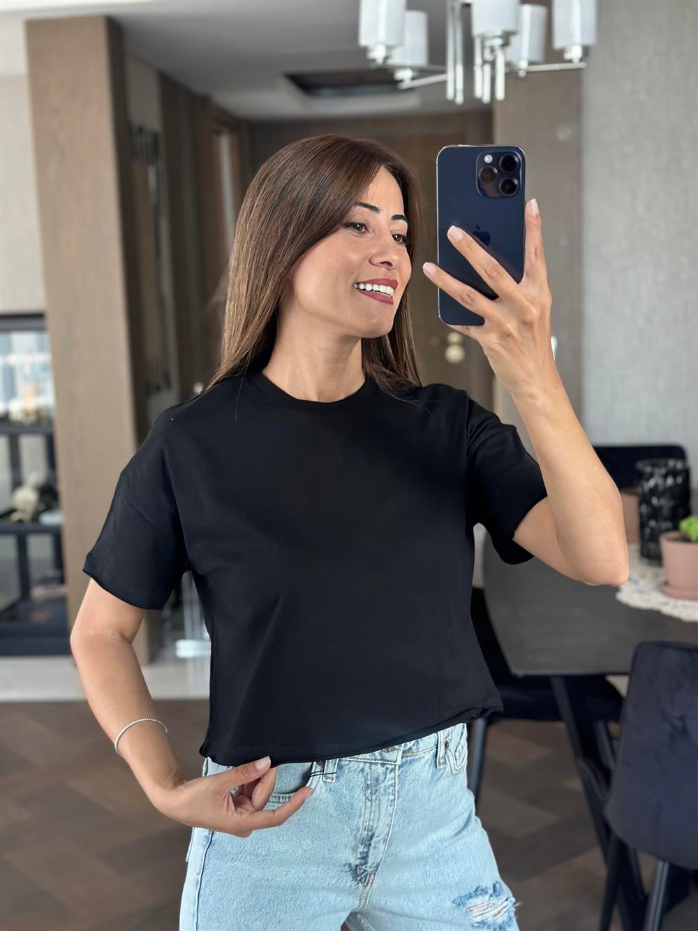 Siyah Bisiklet Yaka Kısa Kol Penye Crop Kadın T-Shirt