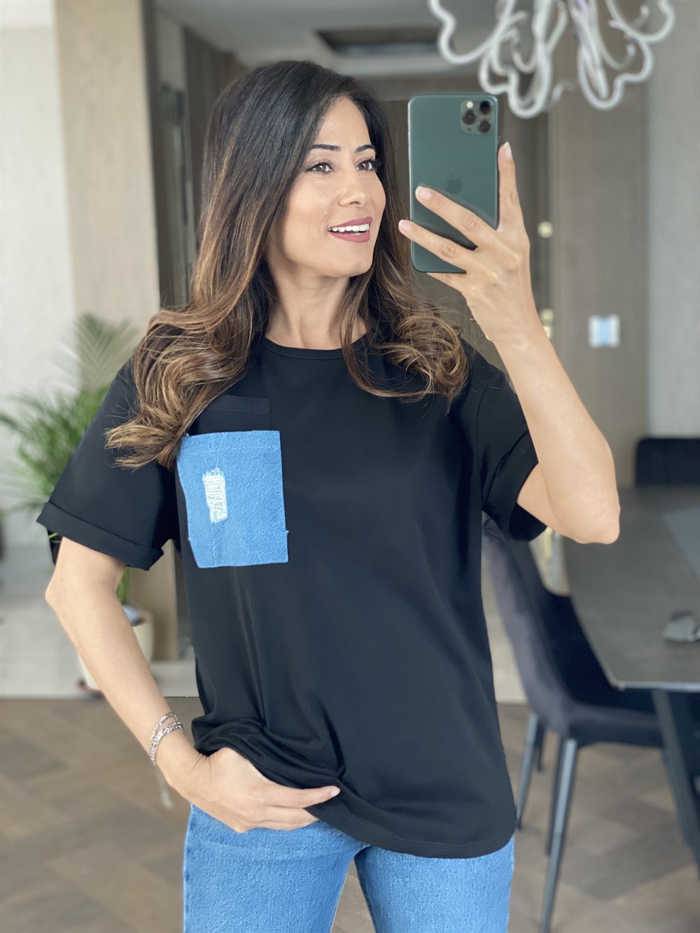 Siyah Jean Detay Çift Cepli T-Shirt