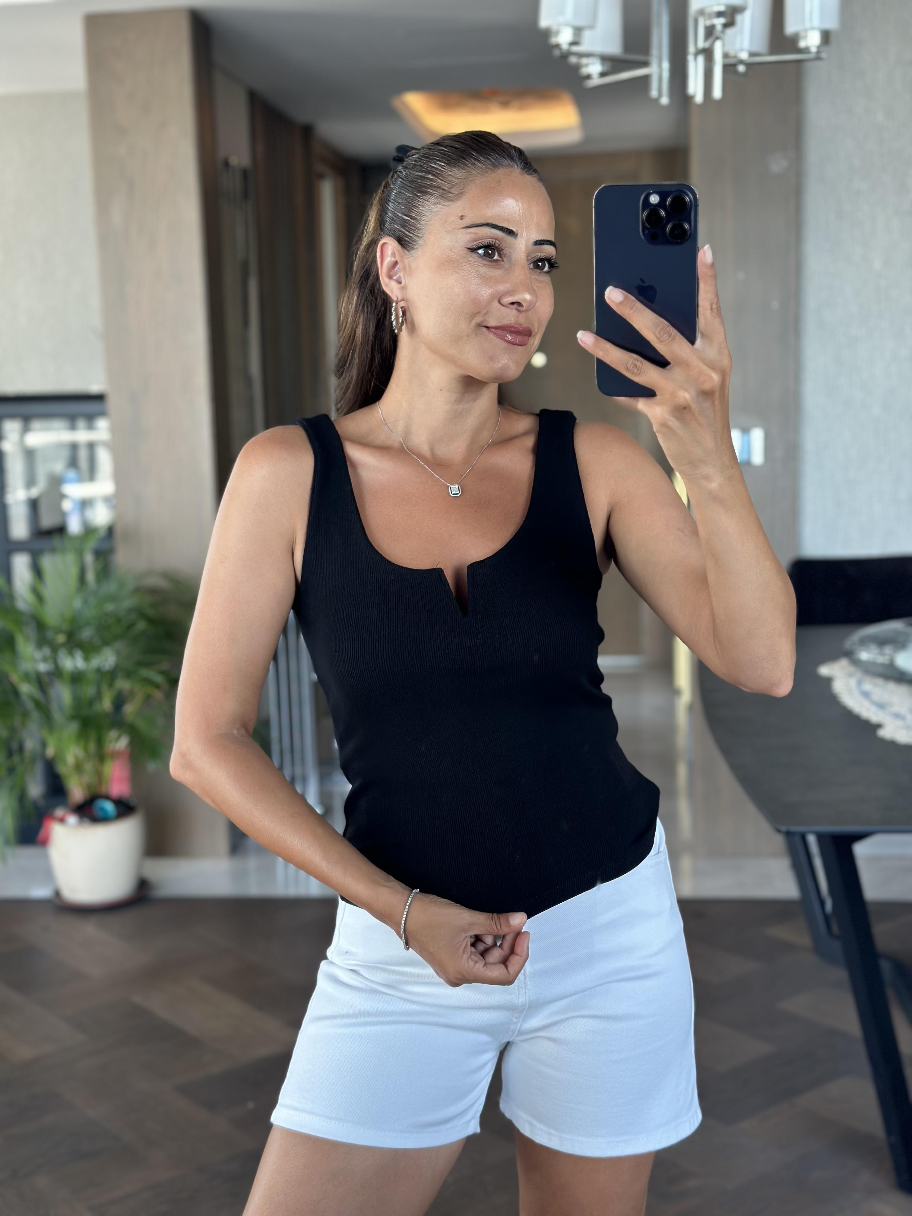 Siyah Karol Askılı V Demirli Kaşkorse Kadın Body