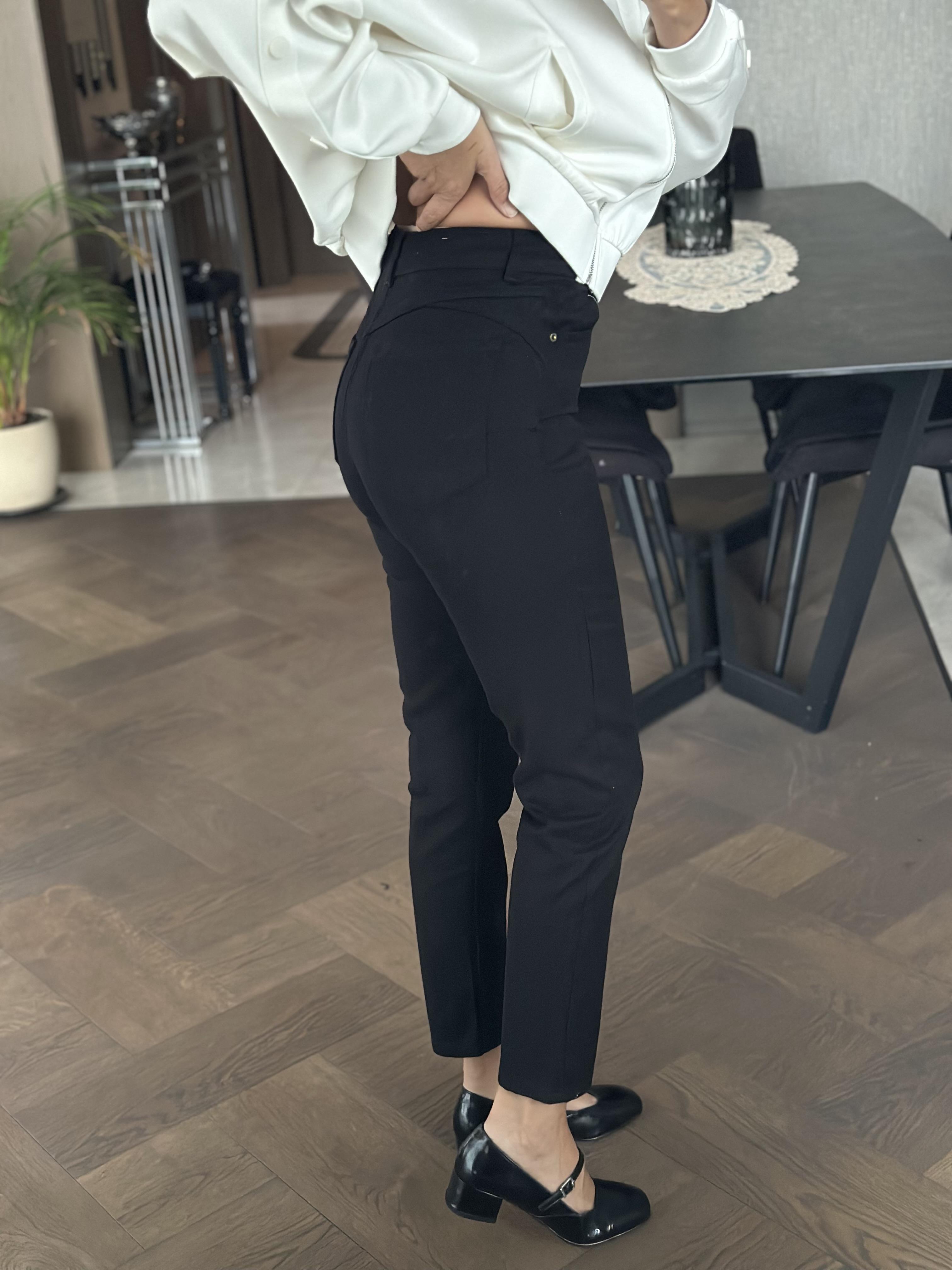 Siyah Karol Push Up Mom Kadın Jean Pantolon