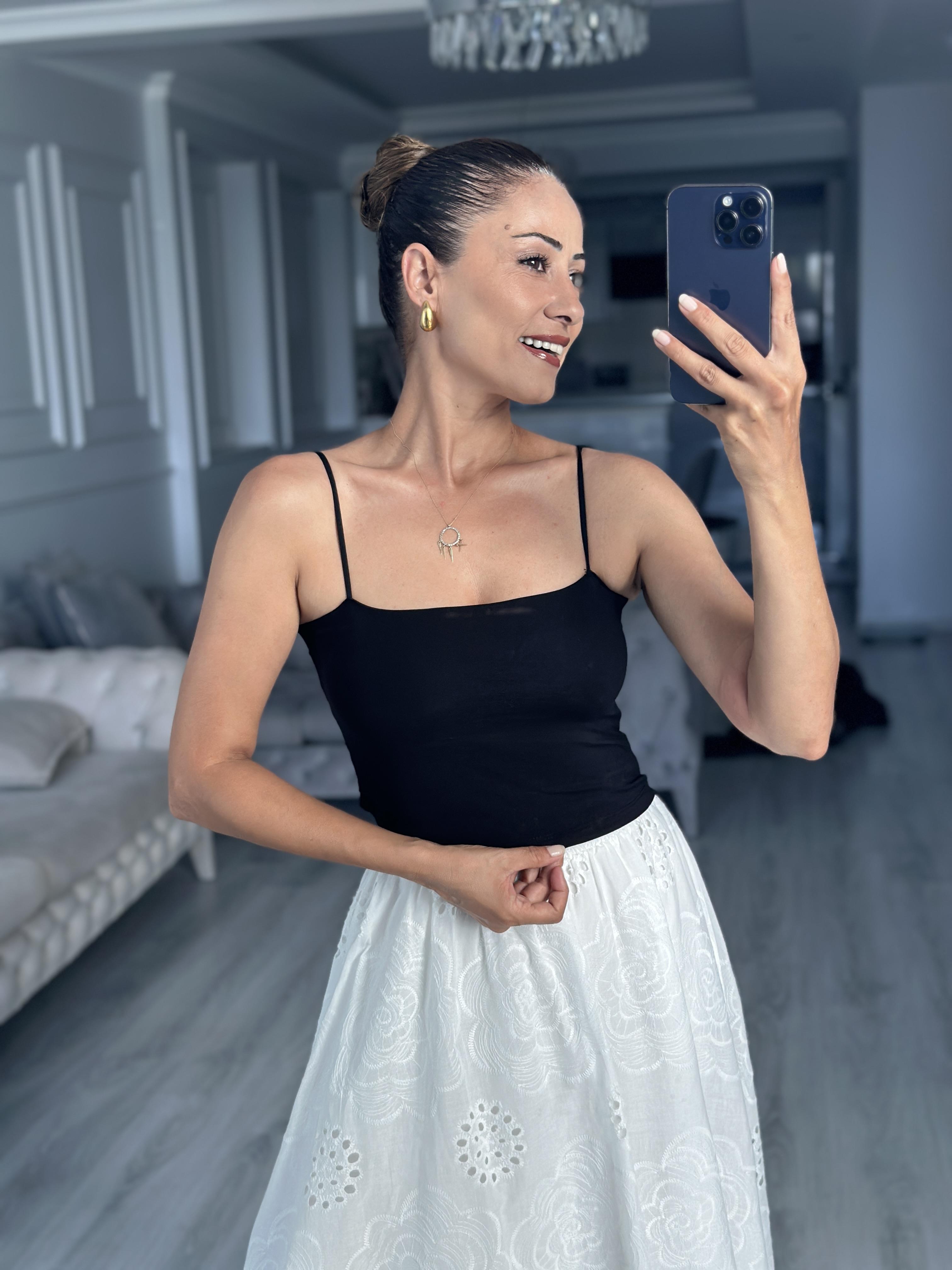 Siyah Kuplu Lastik Askılı Kadın Body