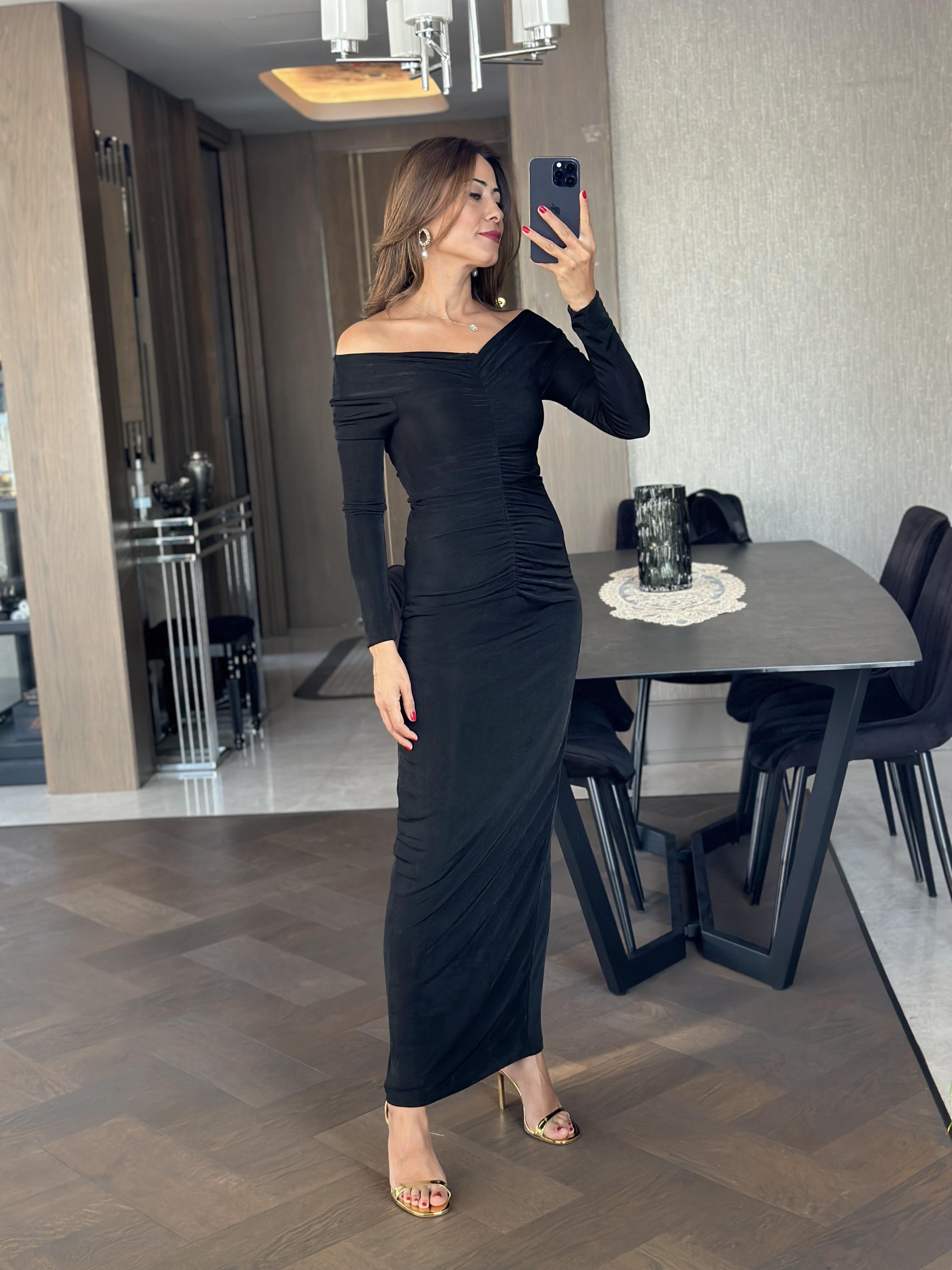 Siyah Madonna Yaka Önü Drapeli Buzzy Kadın Elbise 