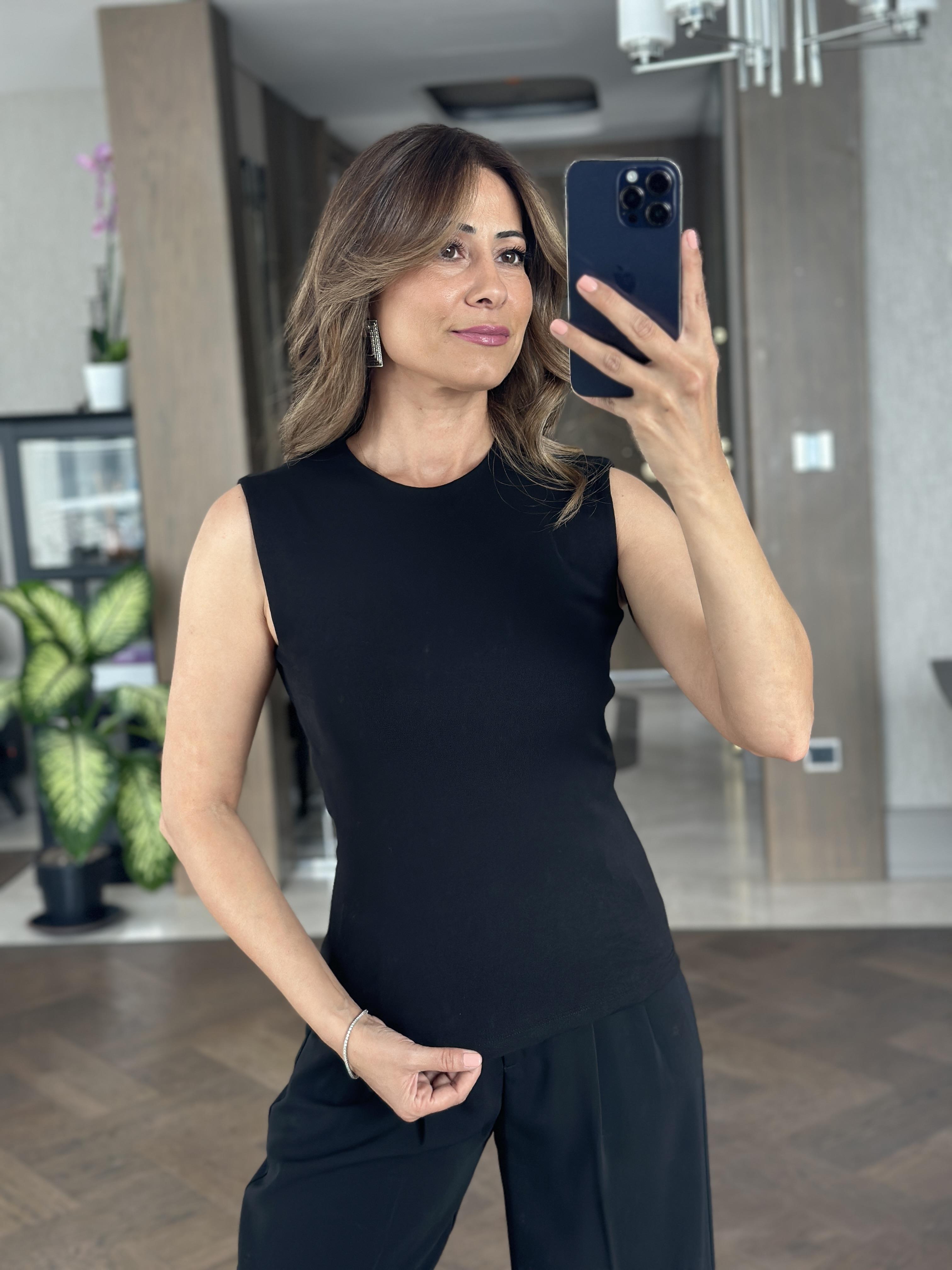 Siyah Önü Çift Katlı Bisiklet Yaka Sıfır Kol Kadın Body