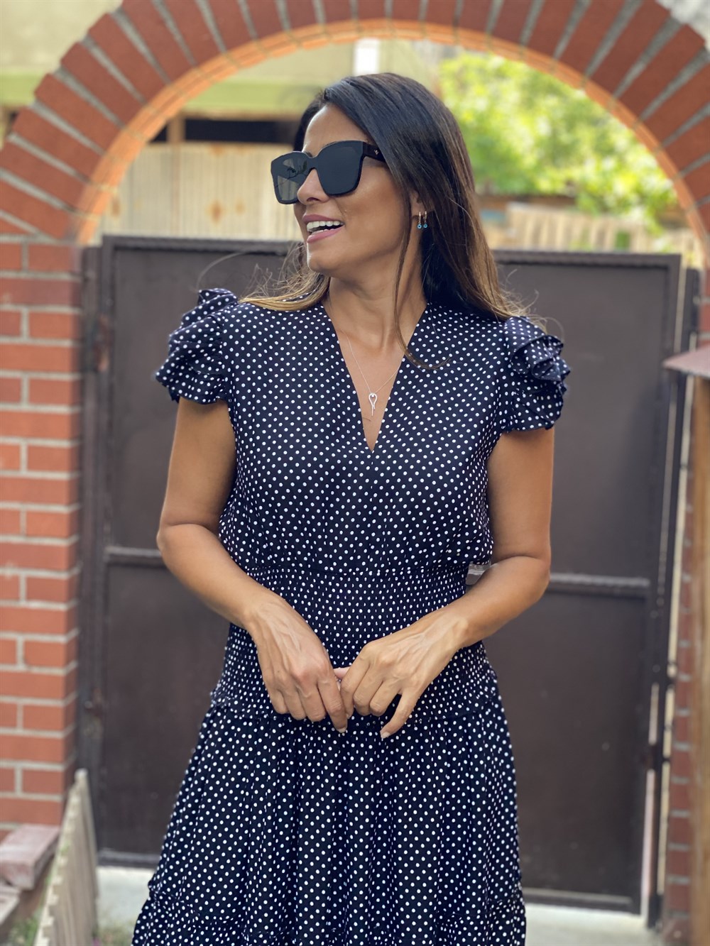 Siyah Puantiyeli Bel Gipeli V Yaka Maksi Boy Kadın Elbise