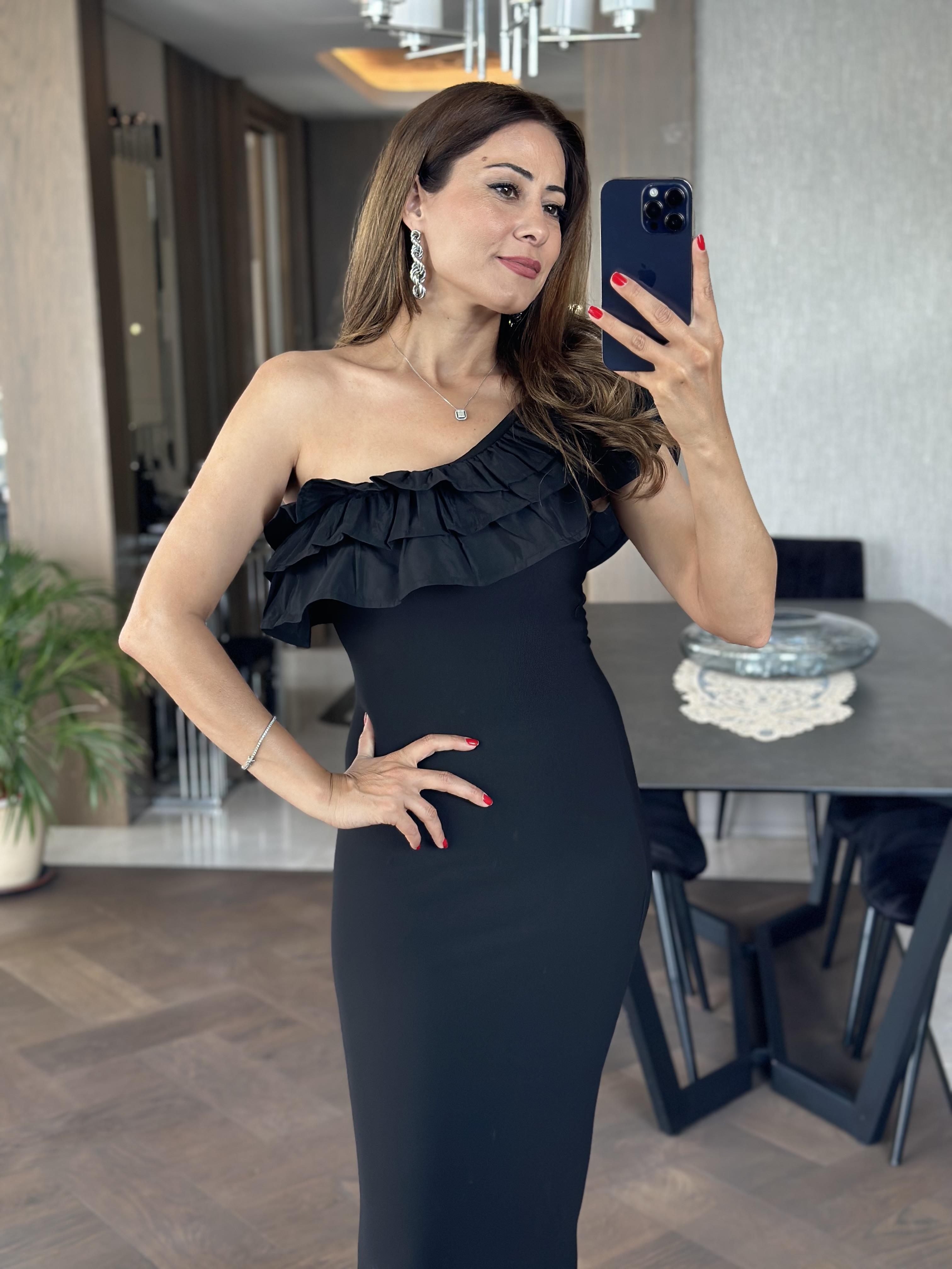 Siyah Tek Omuz Yakası Volanlı Ottoman Kumaş Kadın Elbise 