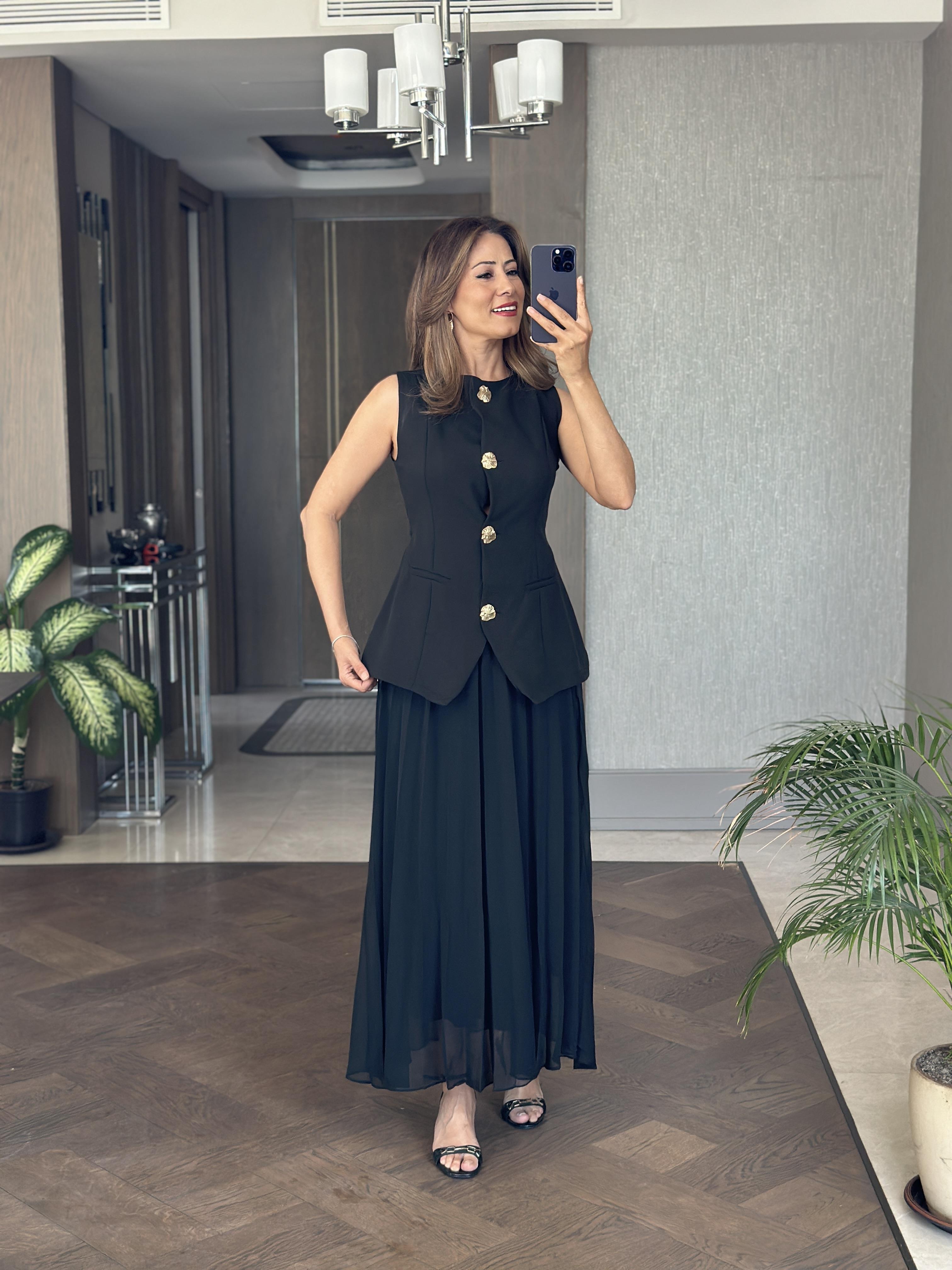 Siyah Yelek Etek Birleşik Sıfır Kol Maksi Boy Kadın Elbise