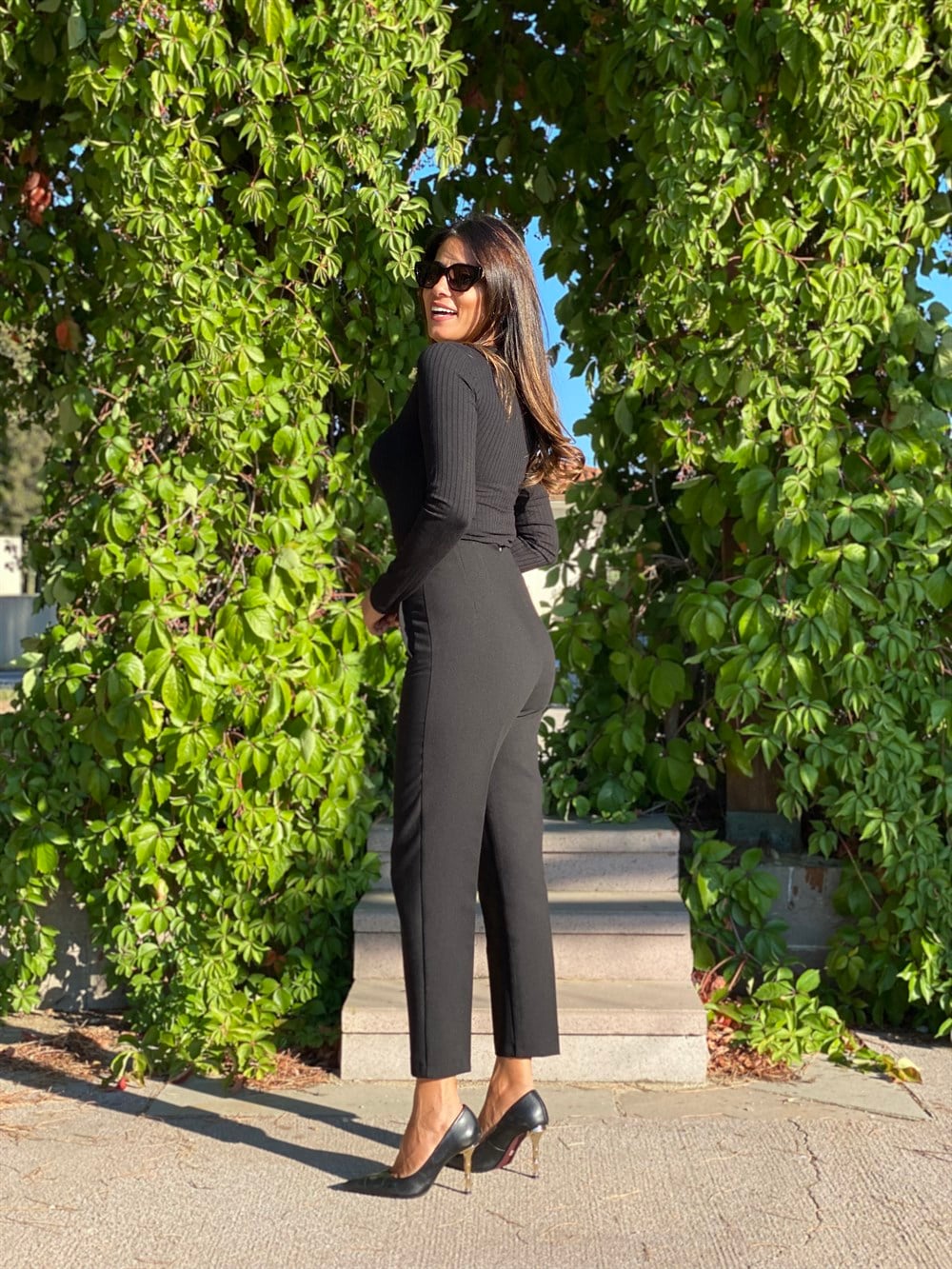 Siyah Yüksek Bel Önü Flatolu Pantolon