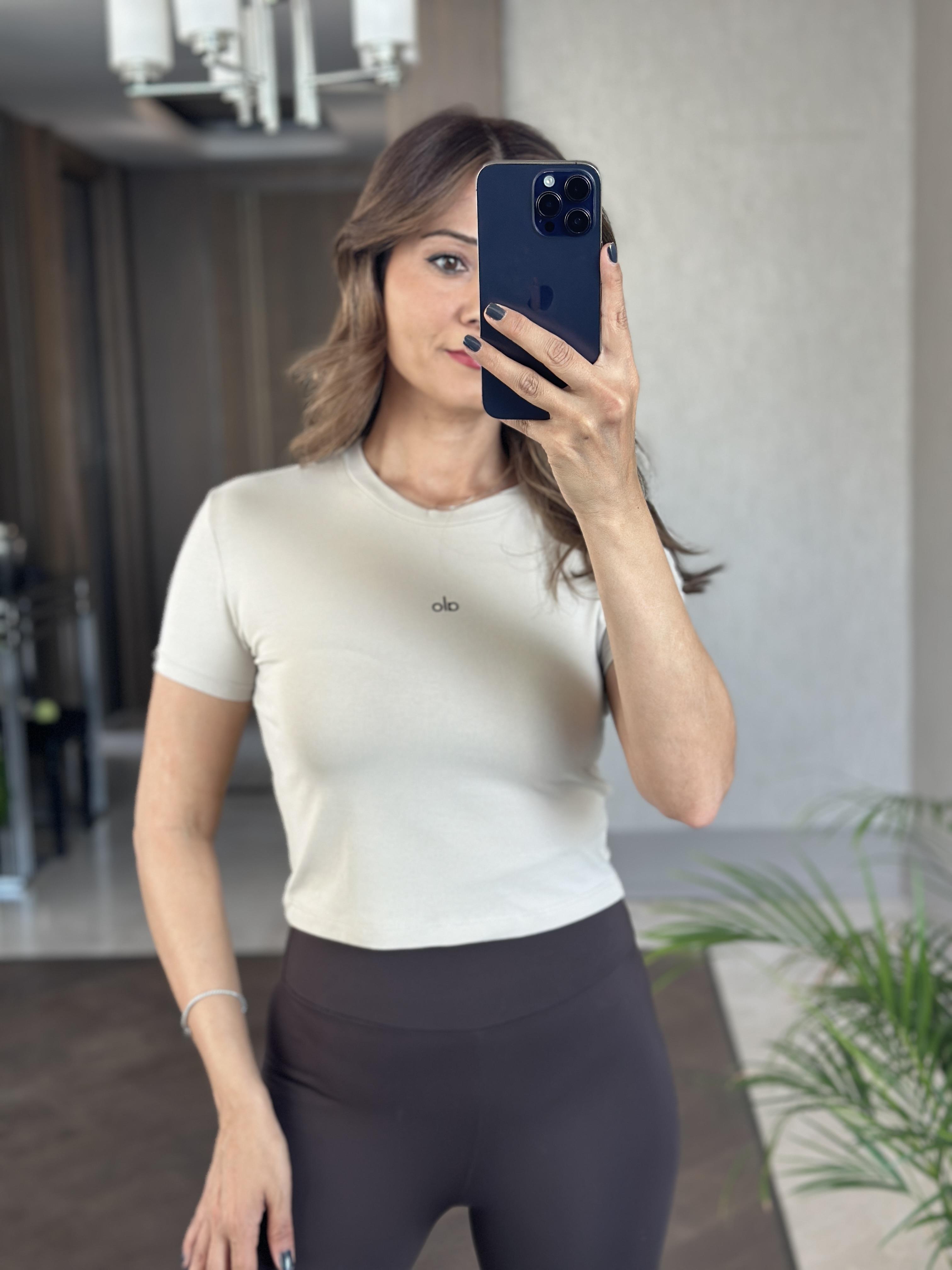 Taş Kabartma Baskılı Kadın Crop T-Shirt 