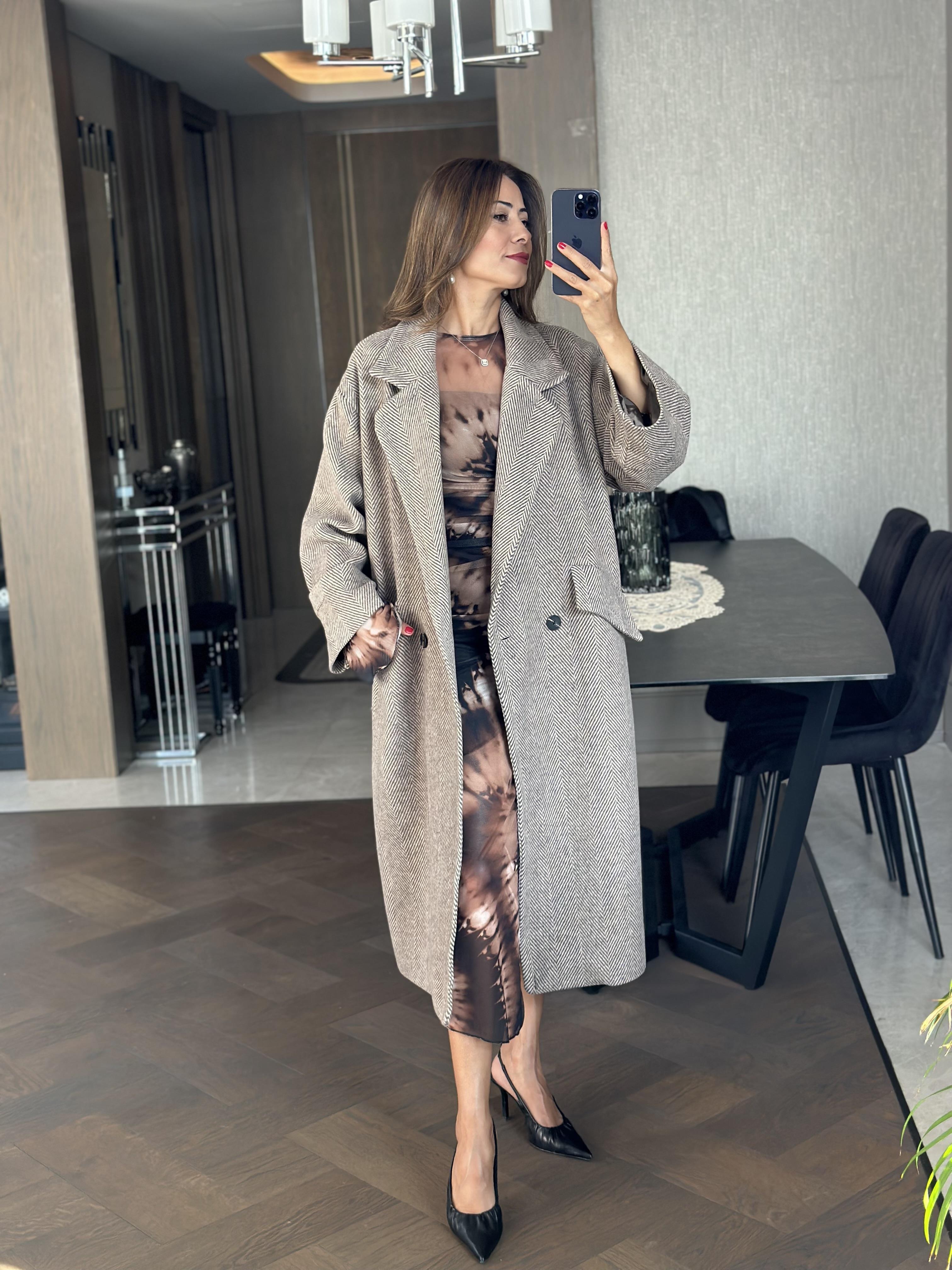 Vizon Balıksırtı İki Cepli Kadın Kaban