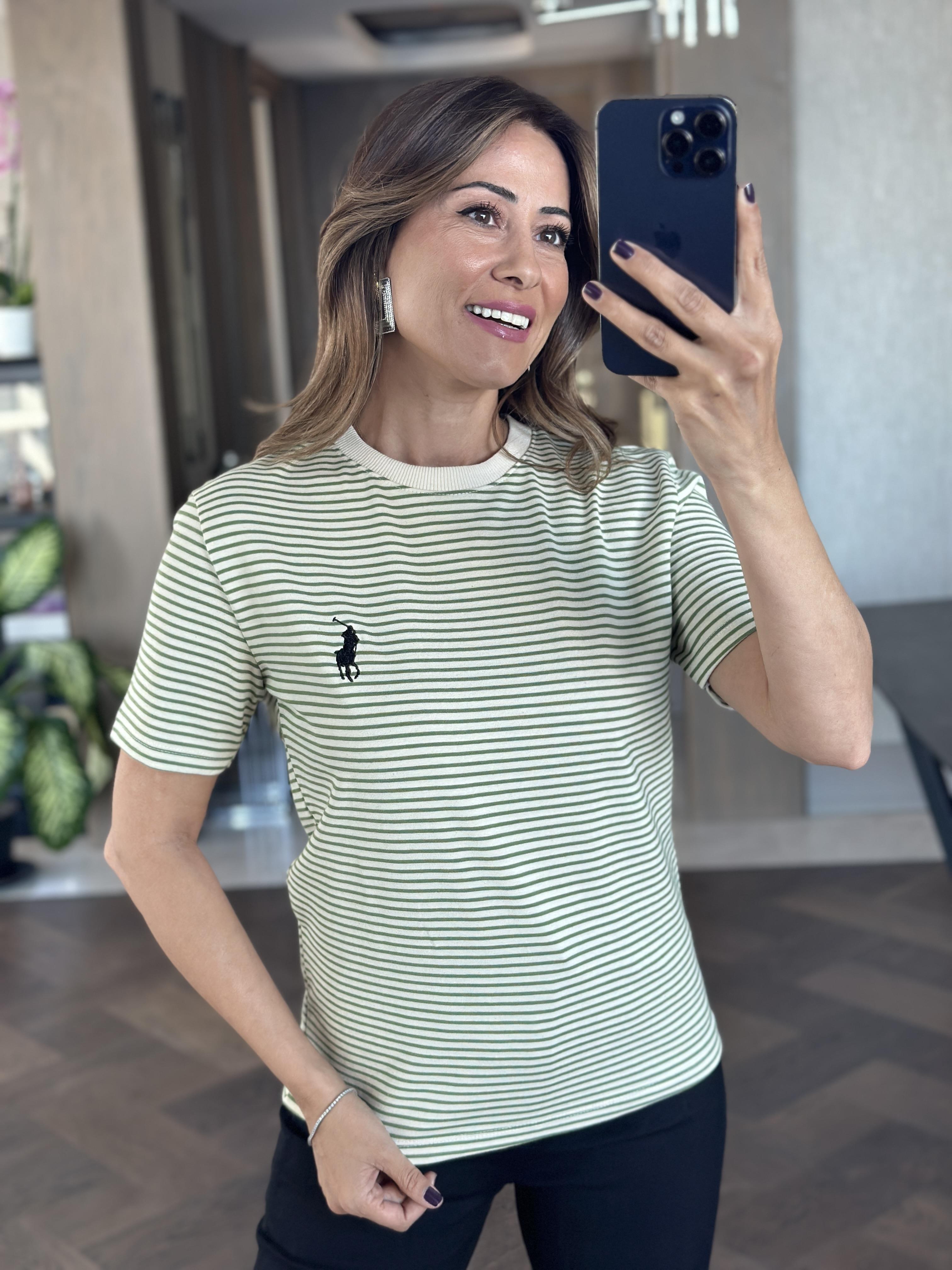 Yeşil Çizgili Nakışlı Bisiklet Yaka Kadın T-Shirt