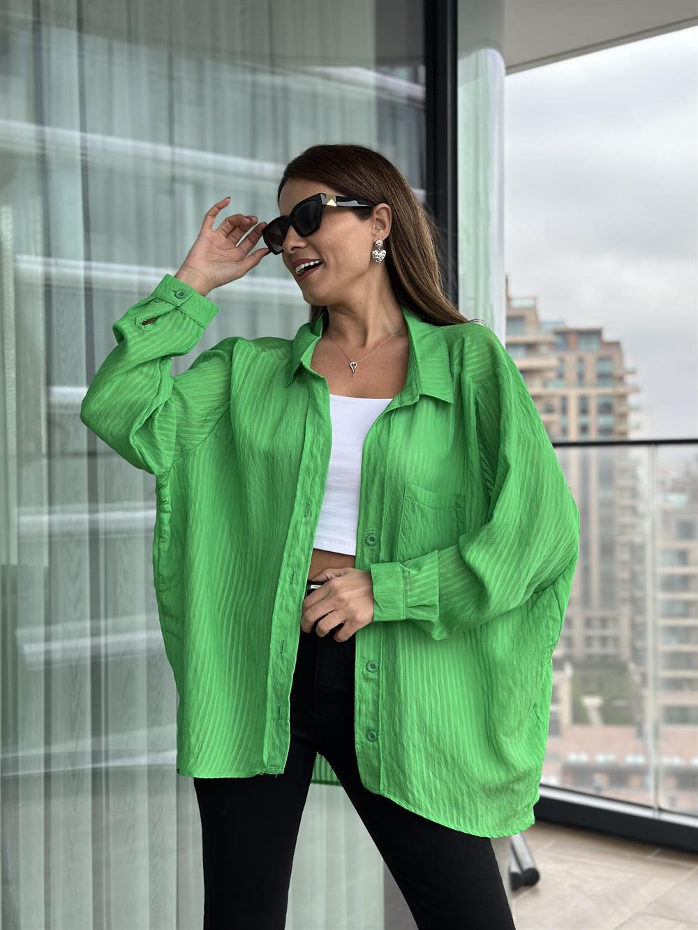 Yeşil Tek Cepli Oversize Kadın Gömlek