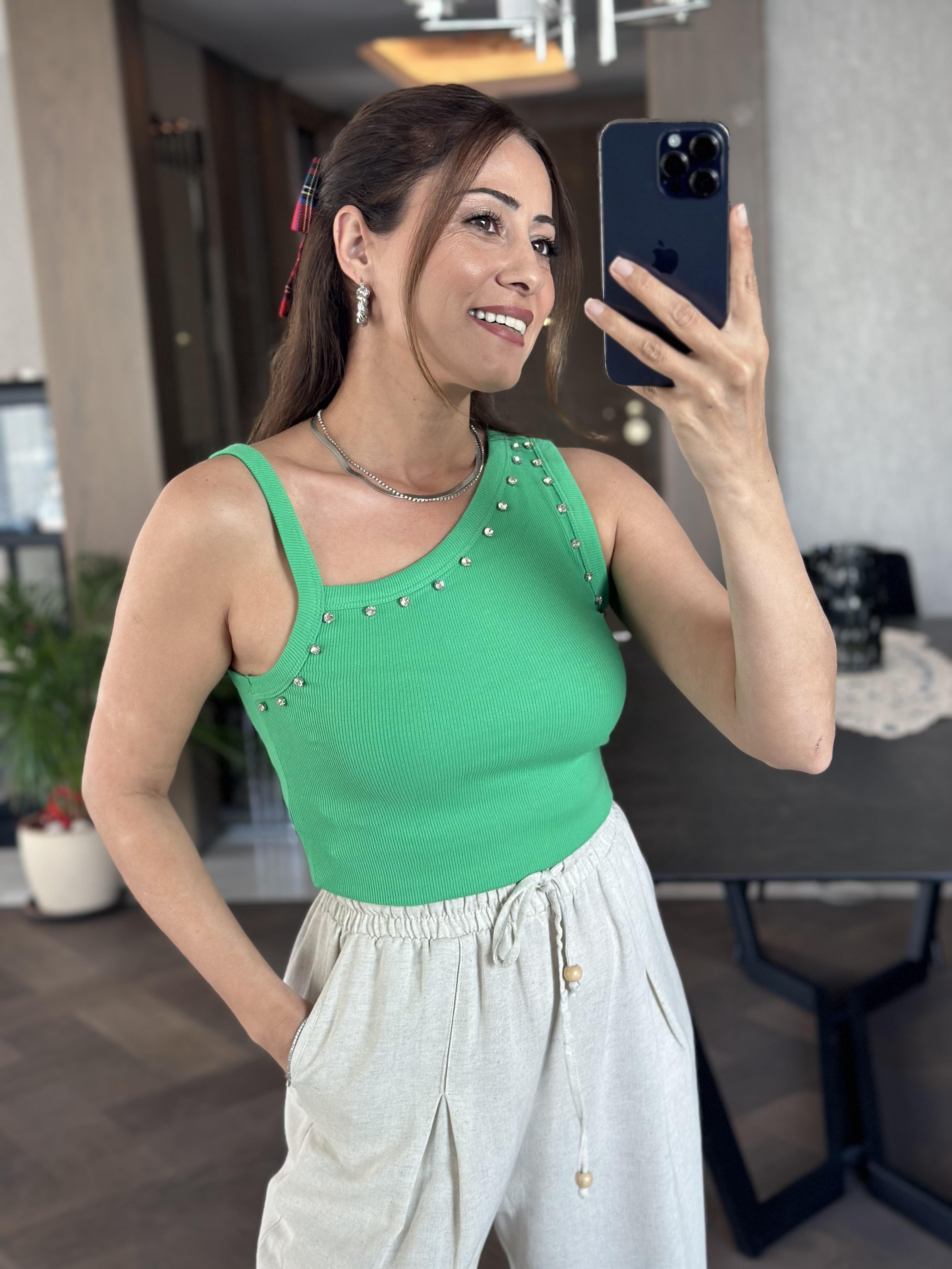 Yeşil Tek Omzu Kalın Biyeli Önü Taşlı Kadın Body