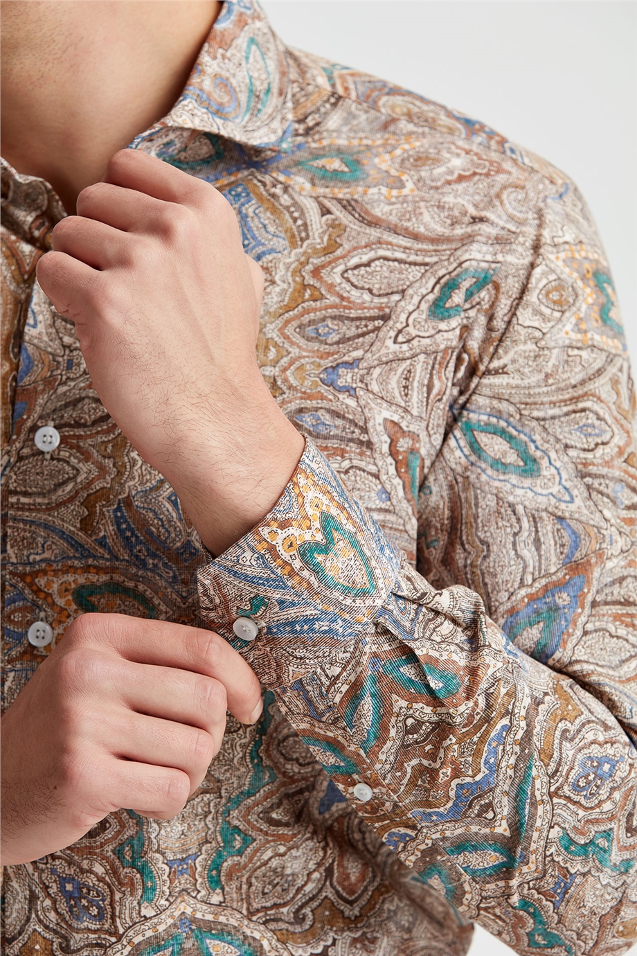Kahverengi Motifli Pamuk Gömlek