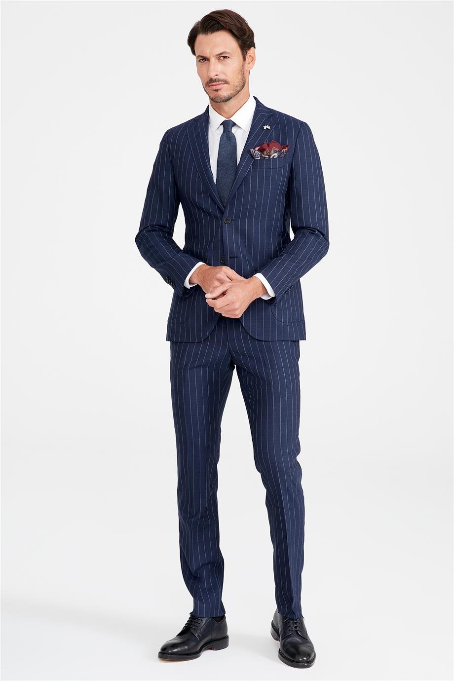 Koyu Mavi Çizgili Yün Takım Elibse
