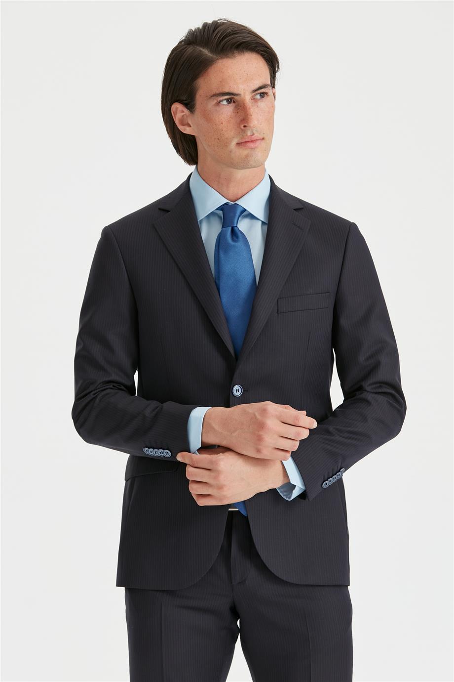 Lacivert Silik Çizgili Yün Takım Elbise