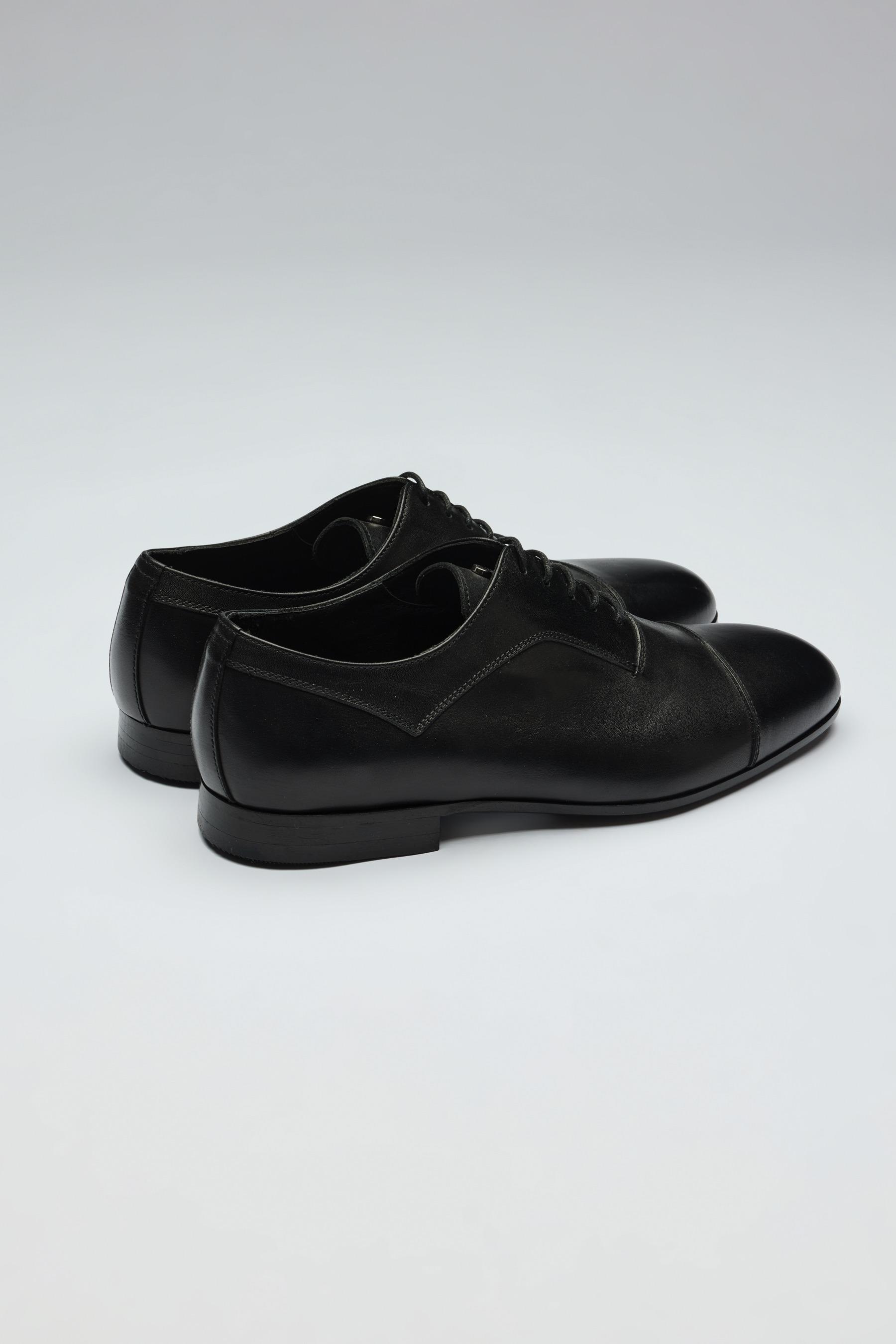 Siyah Bağcıklı Klasik Deri Ayakkabı