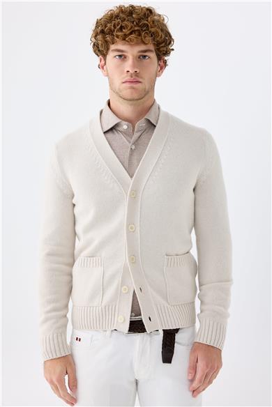 Bej Düğmeli Kaşmir Hırka