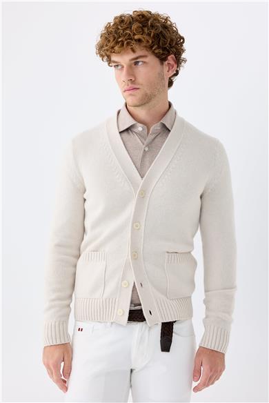 Bej Düğmeli Kaşmir Hırka