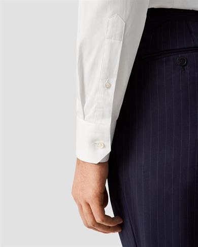 Beyaz Dik Yaka Pamuk Gömlek