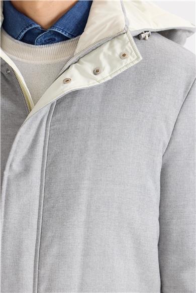 Gri Kapüşonlu Yün Kaban 