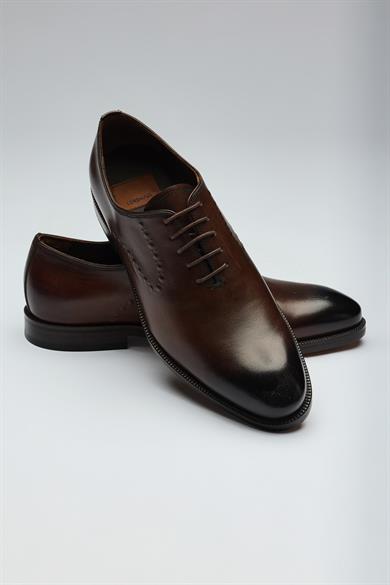 Kahverengi Bağcıklı Klasik Deri Ayakkabı