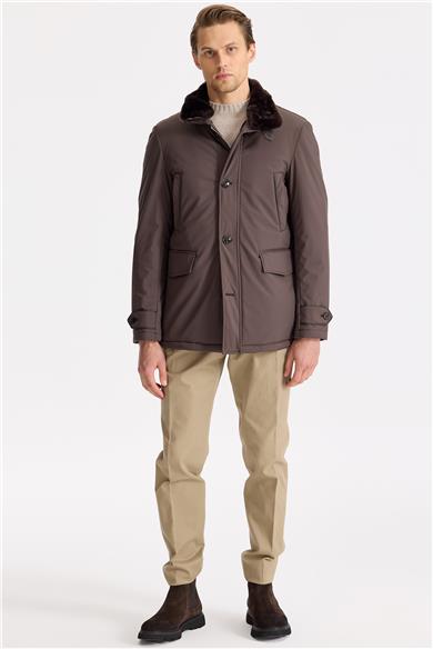 Kahverengi Yaka Kürklü Kaban 