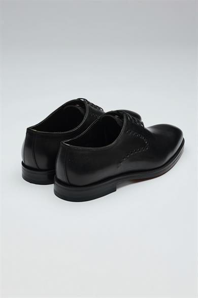 Siyah Bağcıklı Klasik Deri Ayakkabı