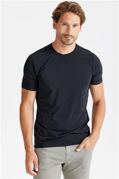 Siyah Sıfır Yaka Teknik Kumaş T-shirt
