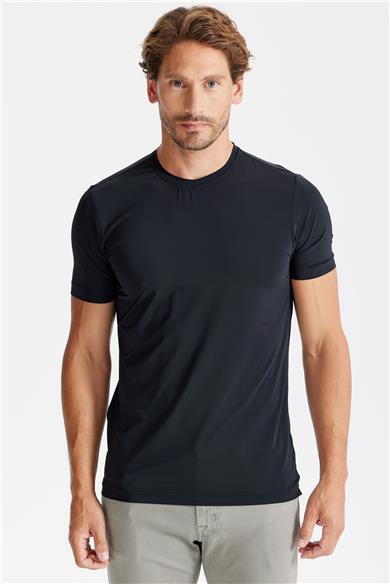 Siyah Sıfır Yaka Teknik Kumaş T-shirt